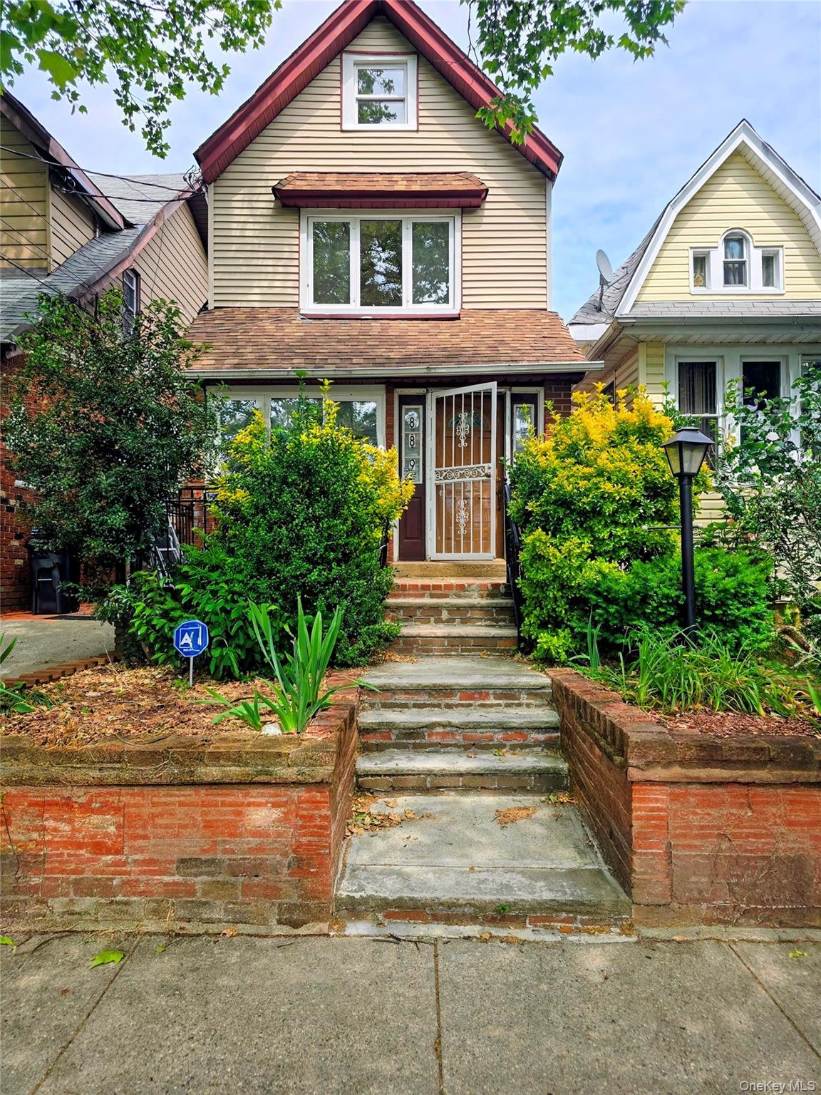 Single Family 37th  Brooklyn, NY 11210, MLS-1012523-11