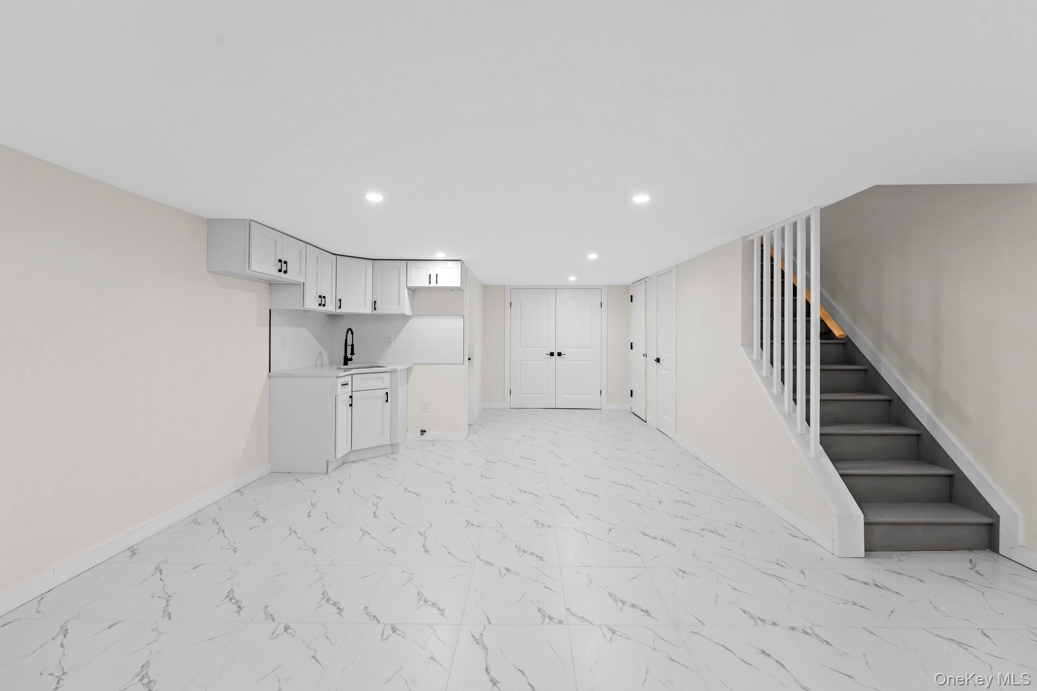 Single Family Wyona Brooklyn, NY 11207, MLS-1012537-10
