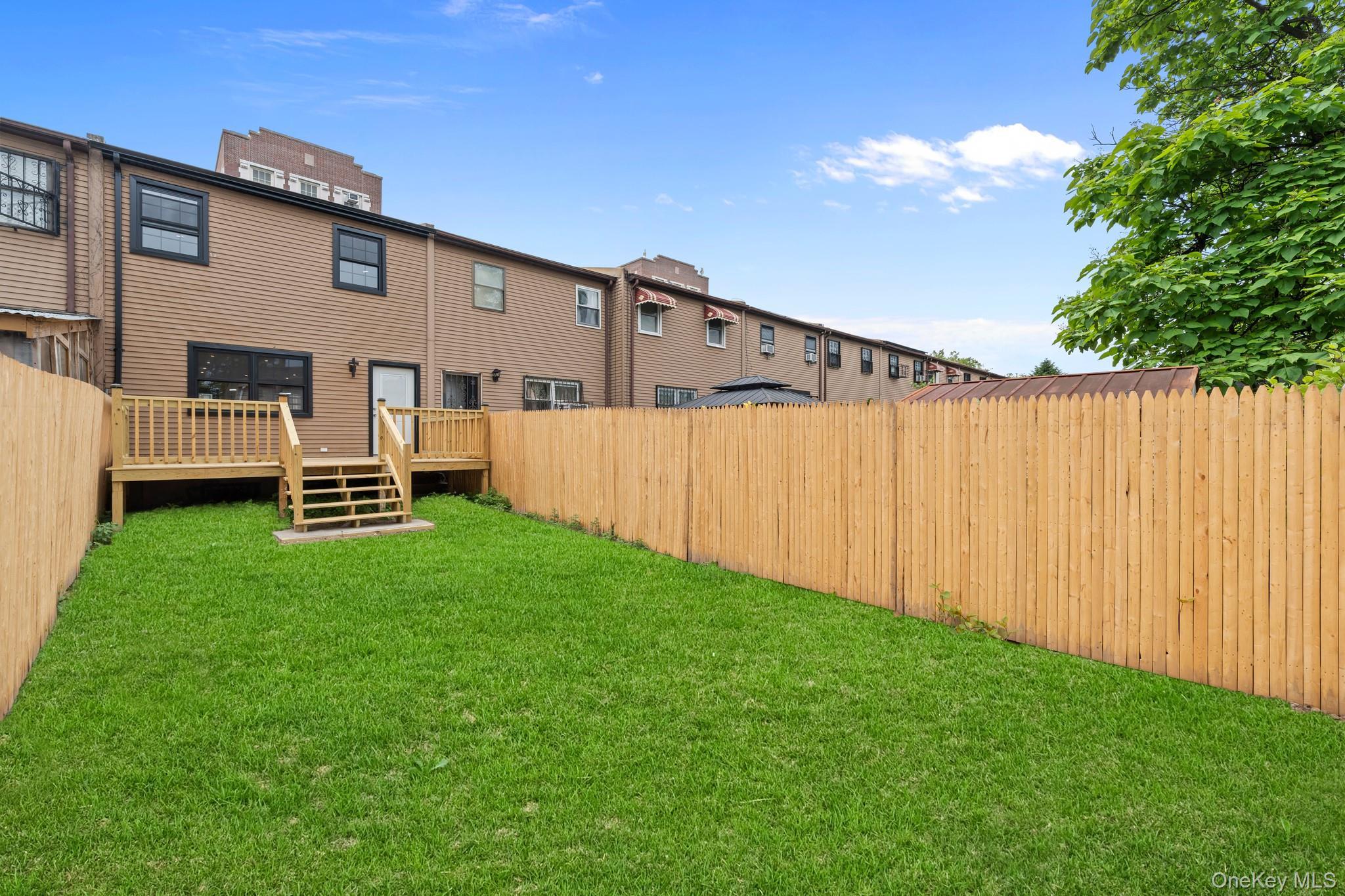 Single Family Wyona Brooklyn, NY 11207, MLS-1012537-13