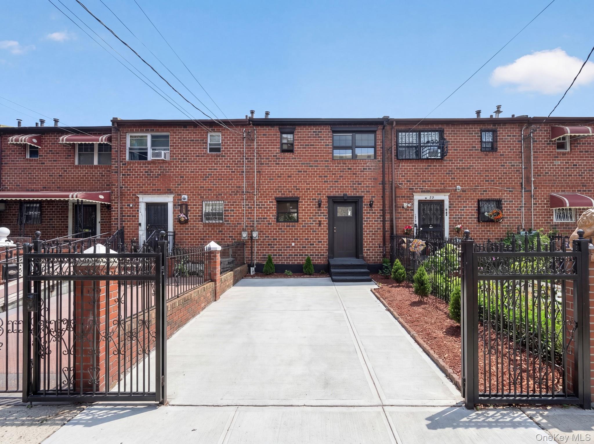 Single Family Wyona  Brooklyn, NY 11207, MLS-1012537-14