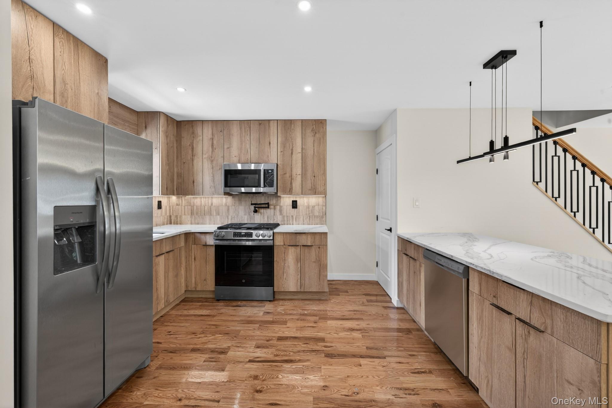 Single Family Wyona Brooklyn, NY 11207, MLS-1012537-3
