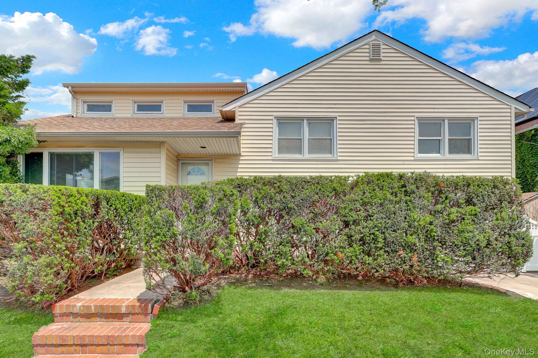 Single Family E State Street Nassau County, NY 11561, MLS-1012542-4