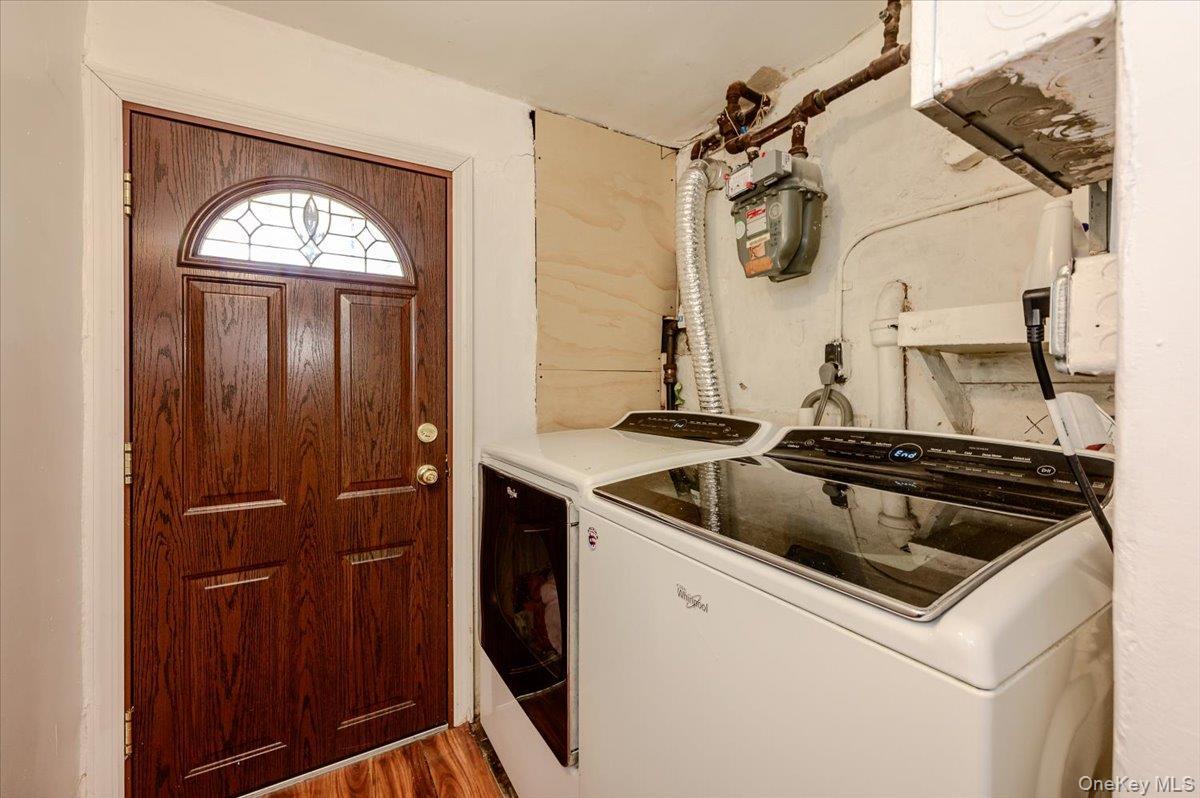 Single Family Woodhull Bronx, NY 10469, MLS-1012557-26