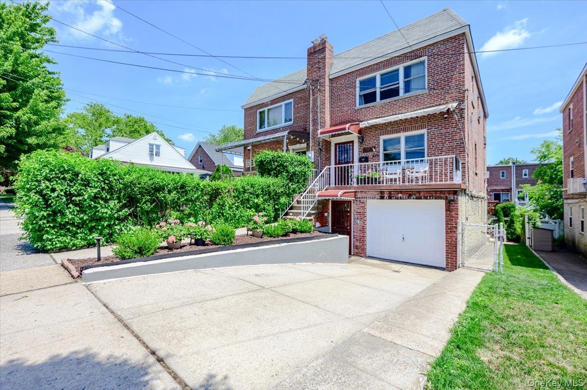 Single Family Woodhull  Bronx, NY 10469, MLS-1012557-31