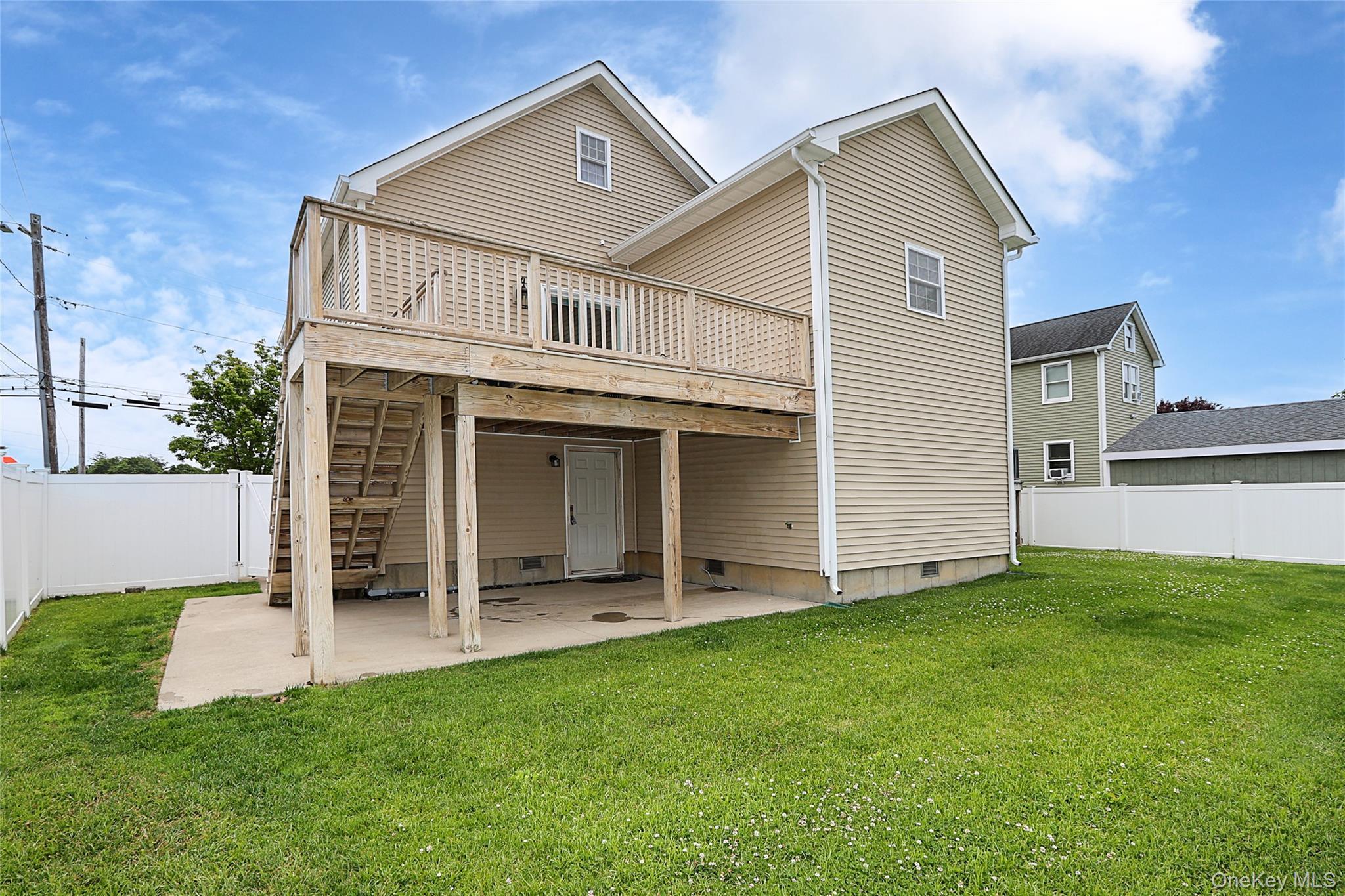 Single Family Rider Avenue  Suffolk County, NY 11772, MLS-1012587-30