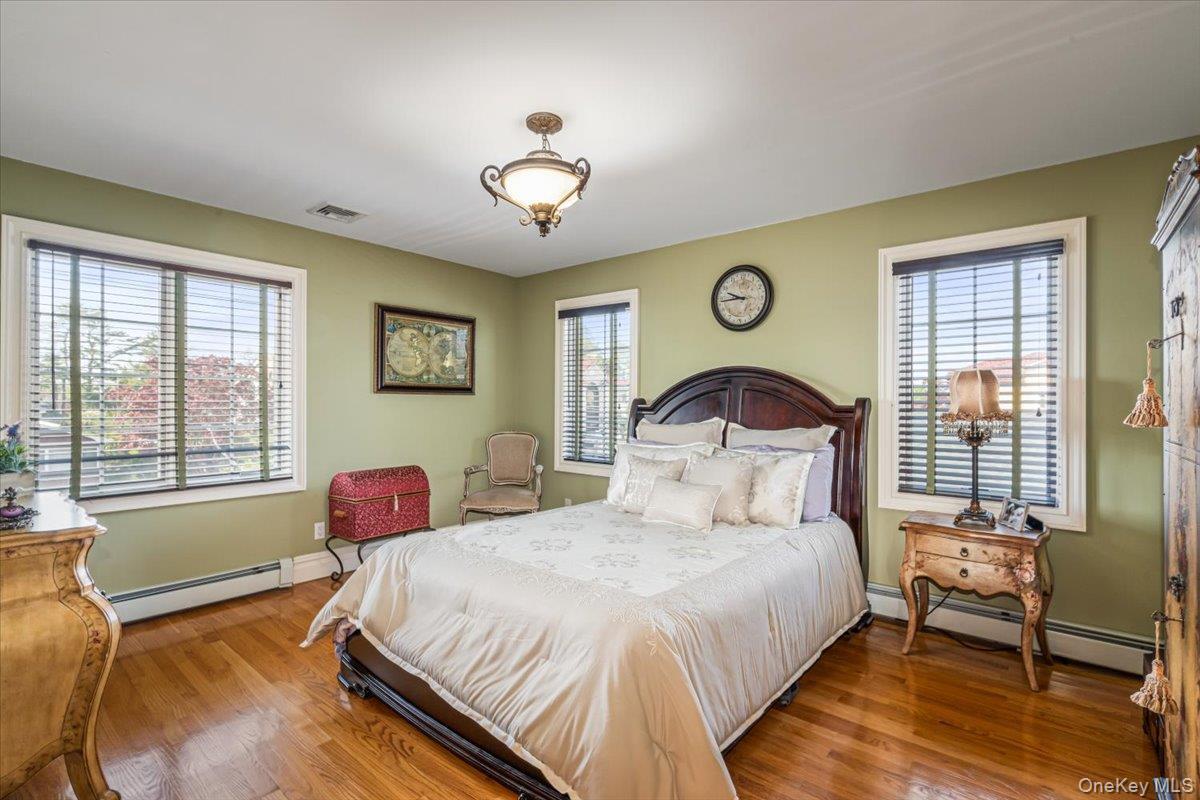 Single Family 216th Street  Queens, NY 11360, MLS-1012612-26