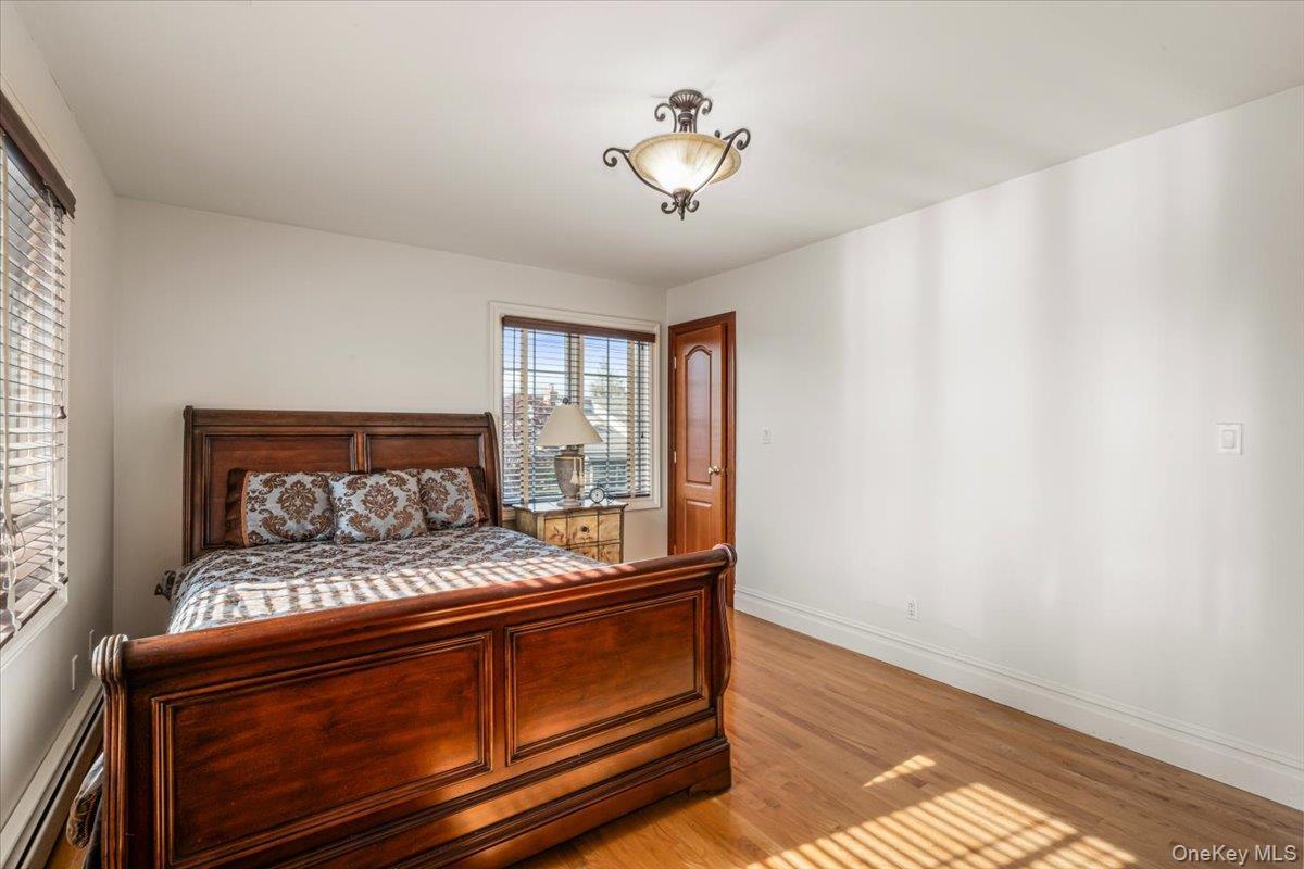 Single Family 216th Street  Queens, NY 11360, MLS-1012612-29