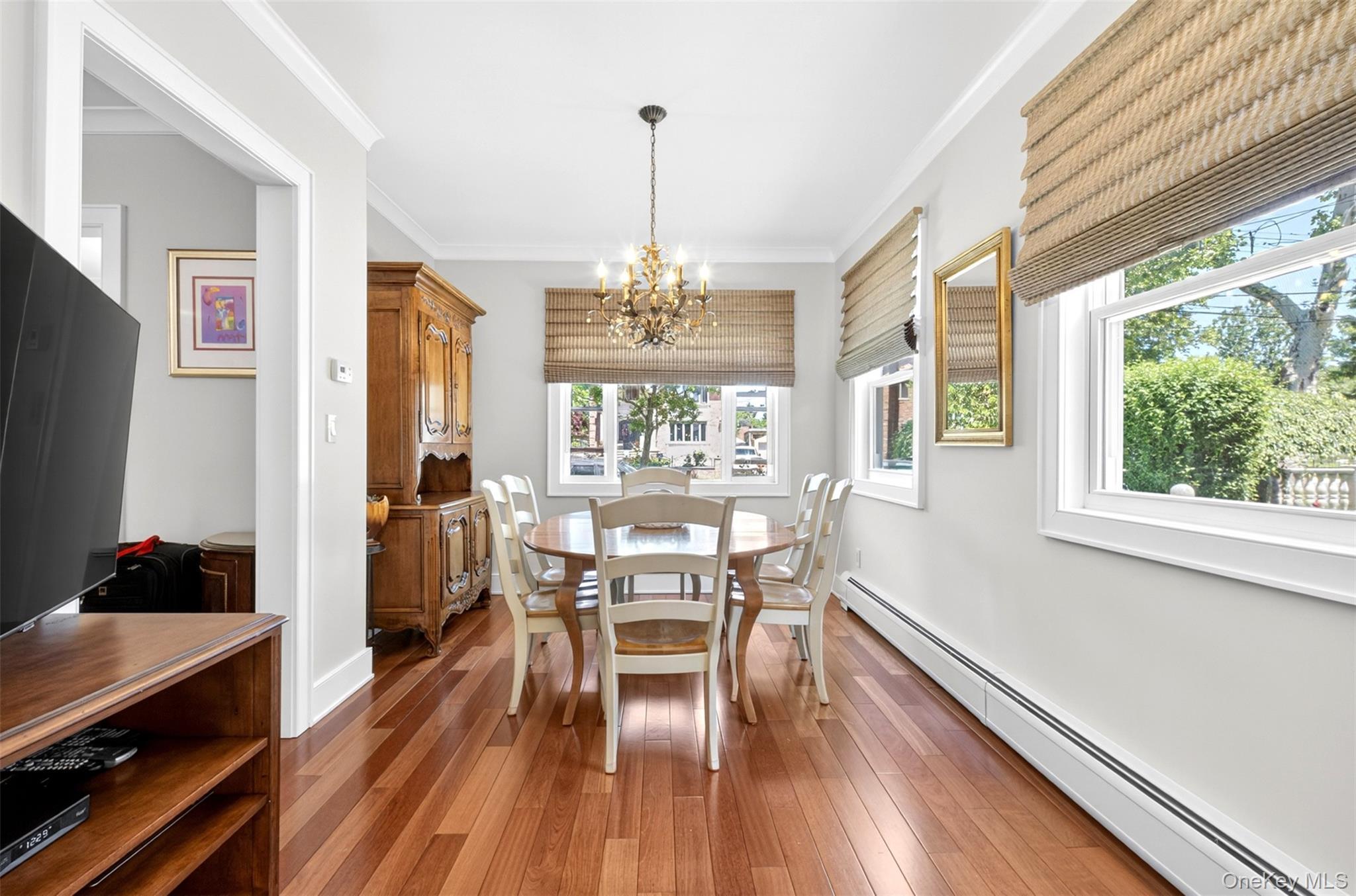 Single Family Bayside Avenue Queens, NY 11354, MLS-1012654-10
