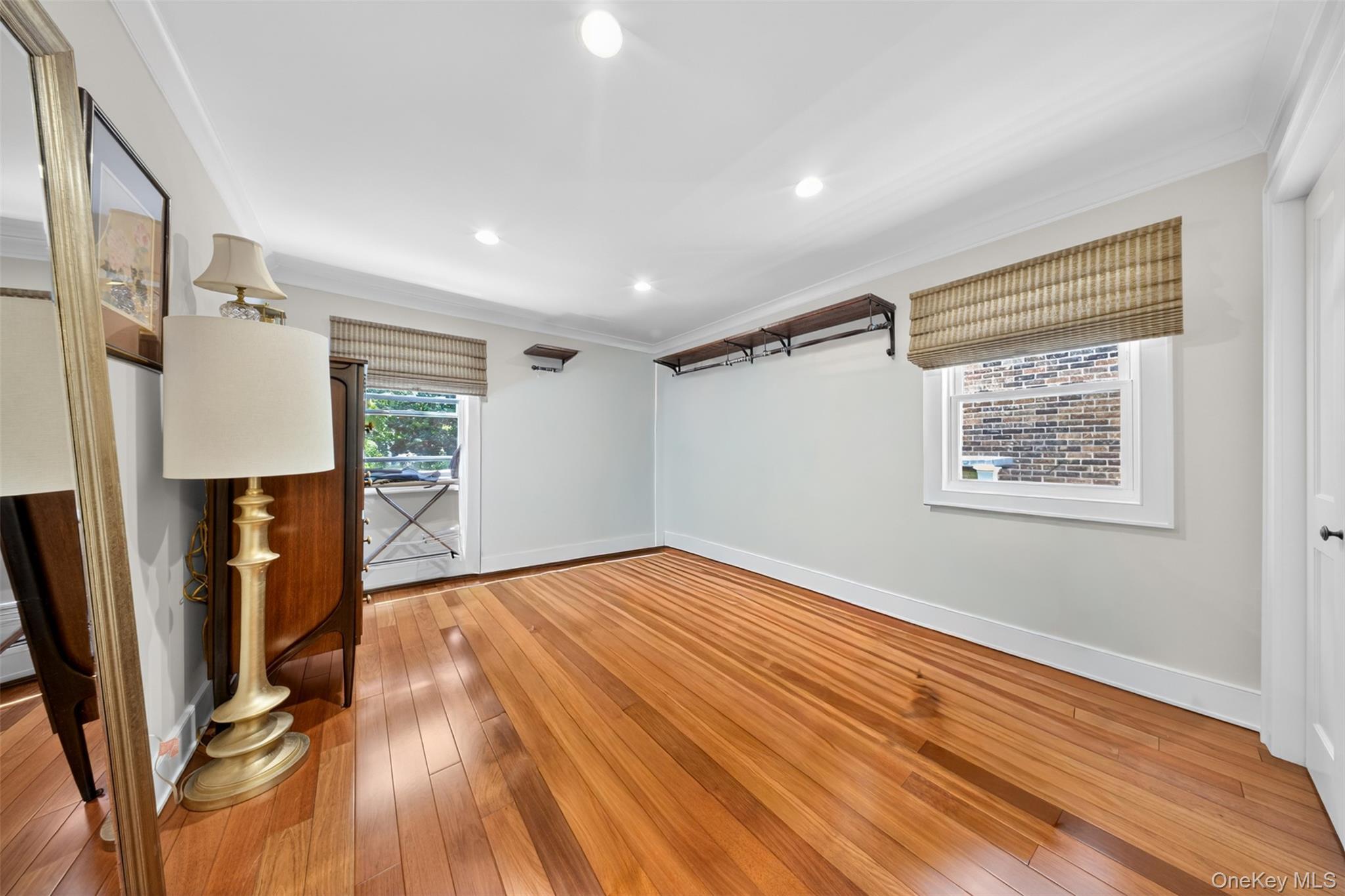 Single Family Bayside Avenue Queens, NY 11354, MLS-1012654-17