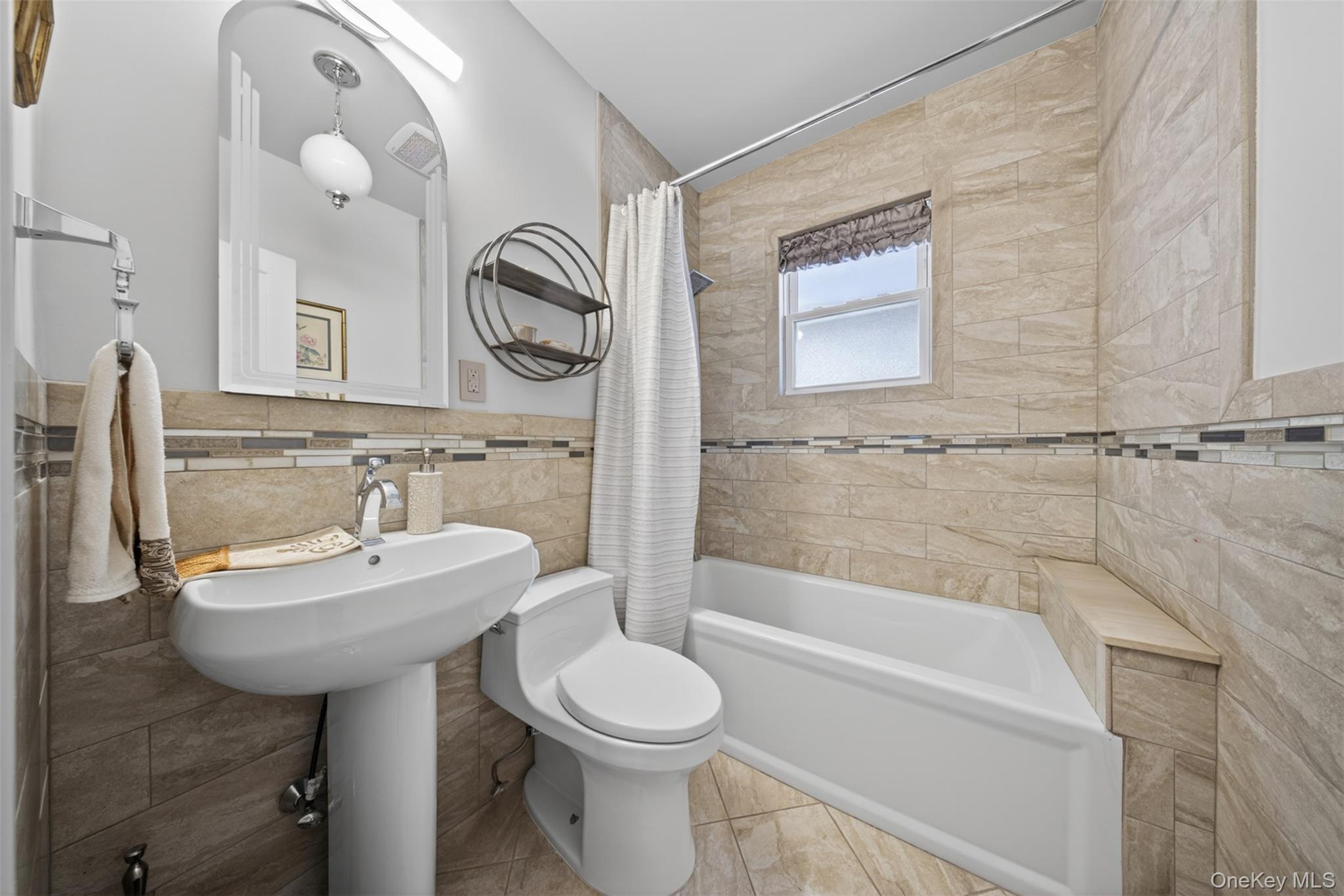 Single Family Bayside Avenue Queens, NY 11354, MLS-1012654-21