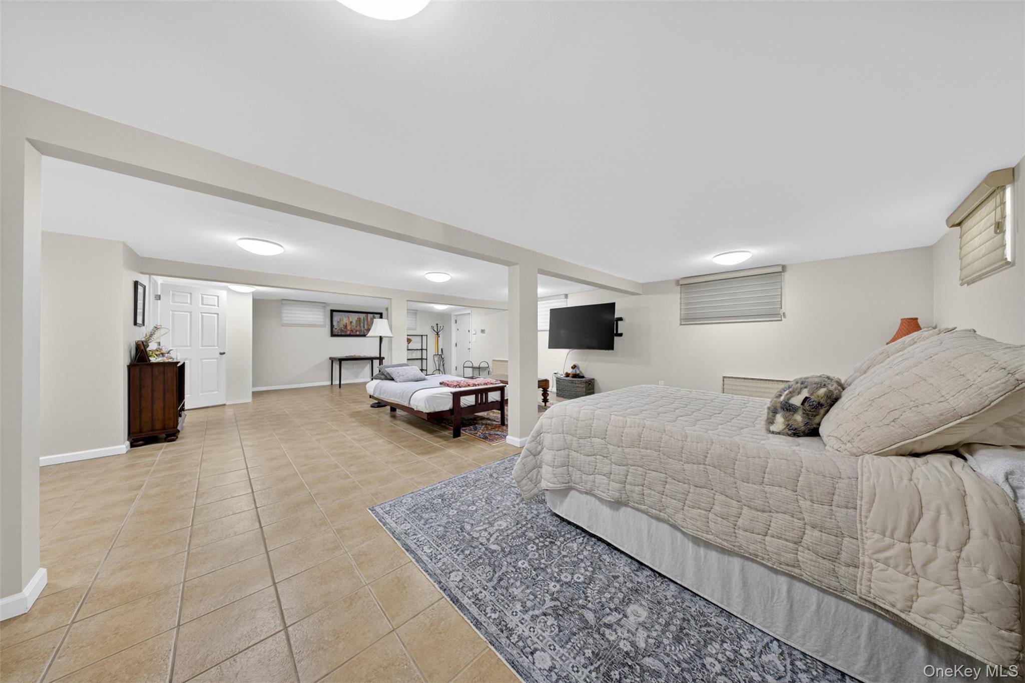 Single Family Bayside Avenue Queens, NY 11354, MLS-1012654-23