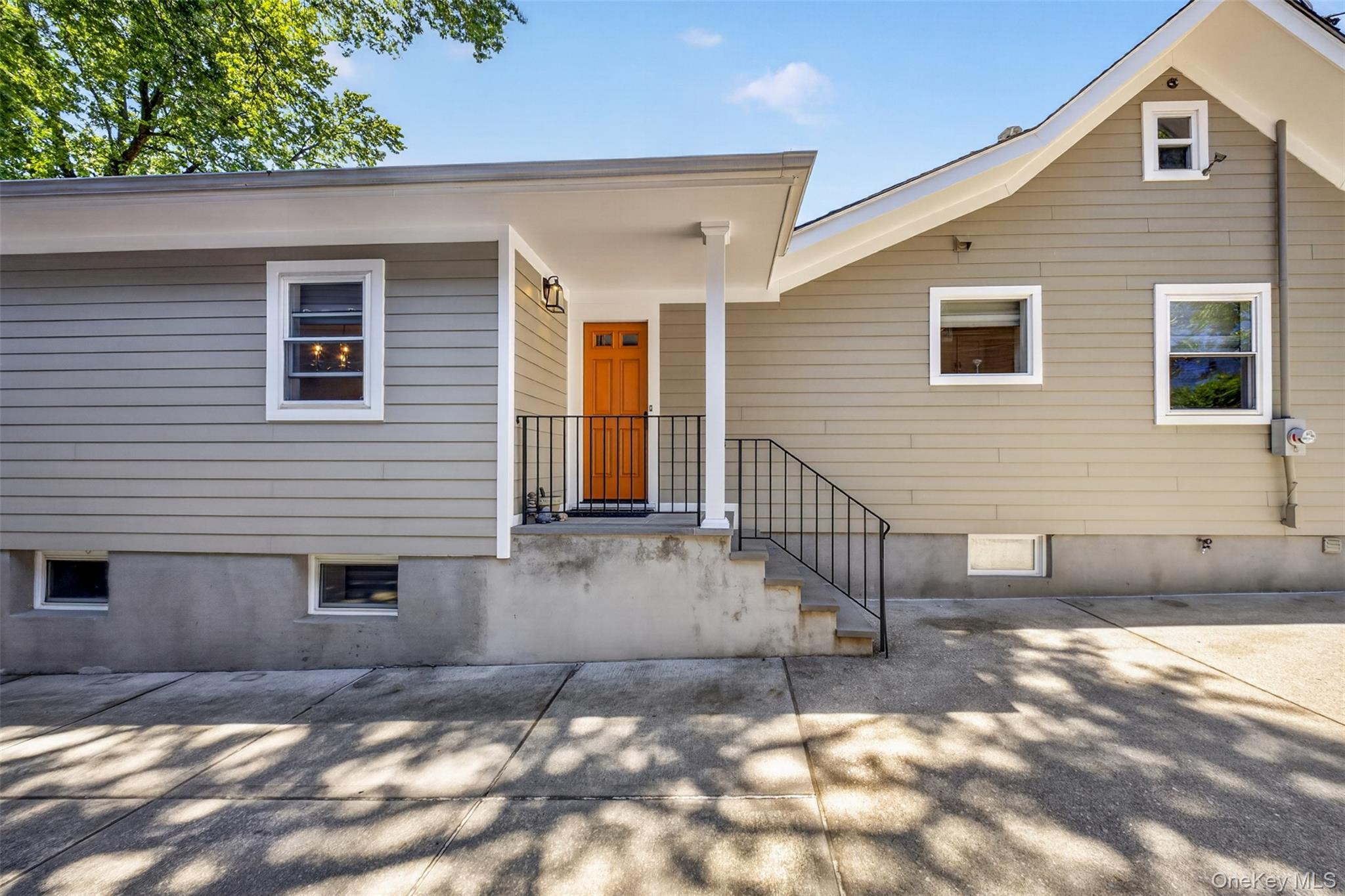 Single Family Bayside Avenue Queens, NY 11354, MLS-1012654-26