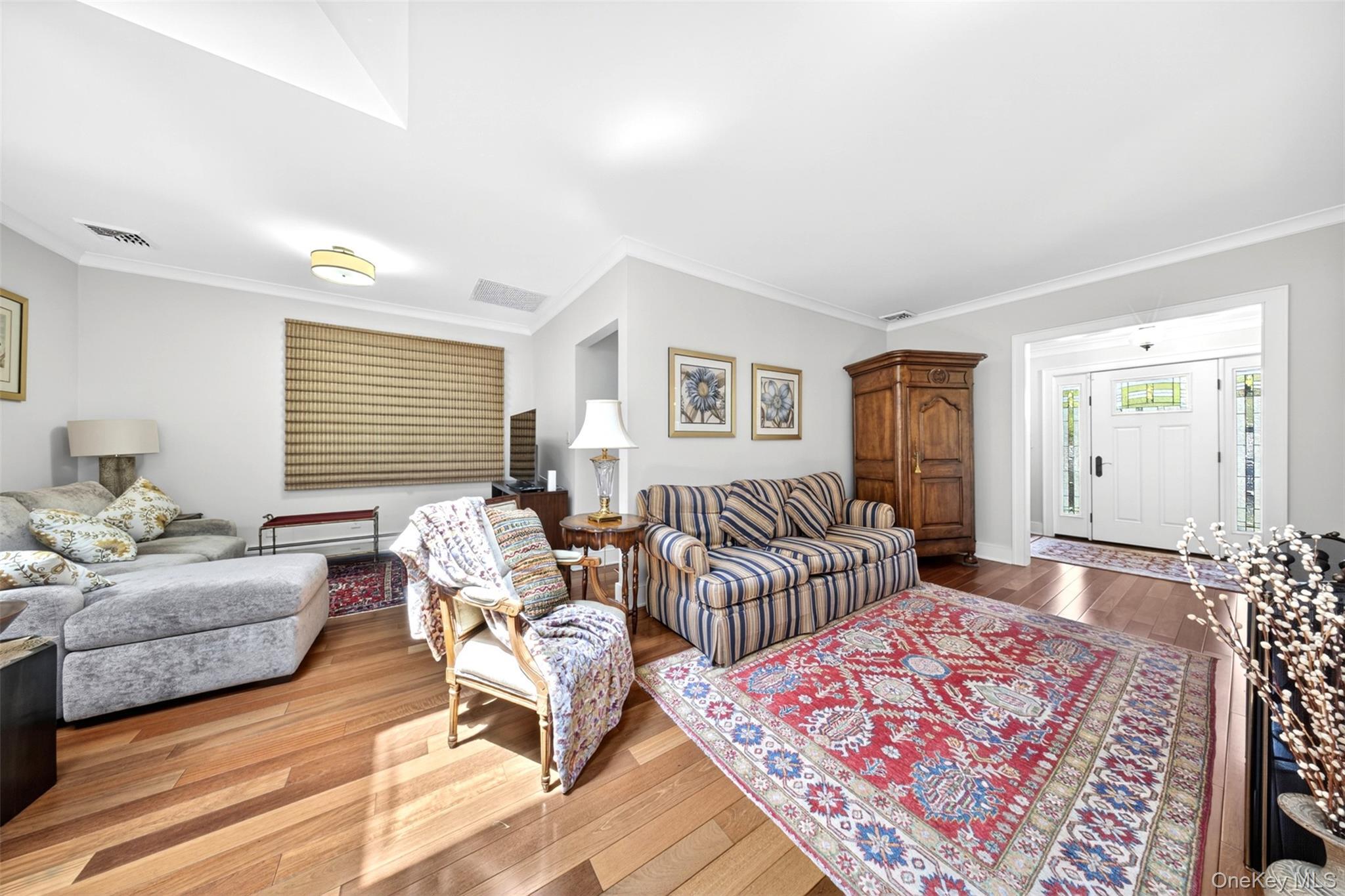 Single Family Bayside Avenue Queens, NY 11354, MLS-1012654-6