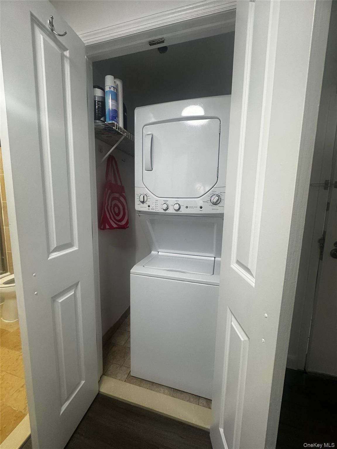 Apartment Outlook  Bronx, NY 10465, MLS-1012670-11