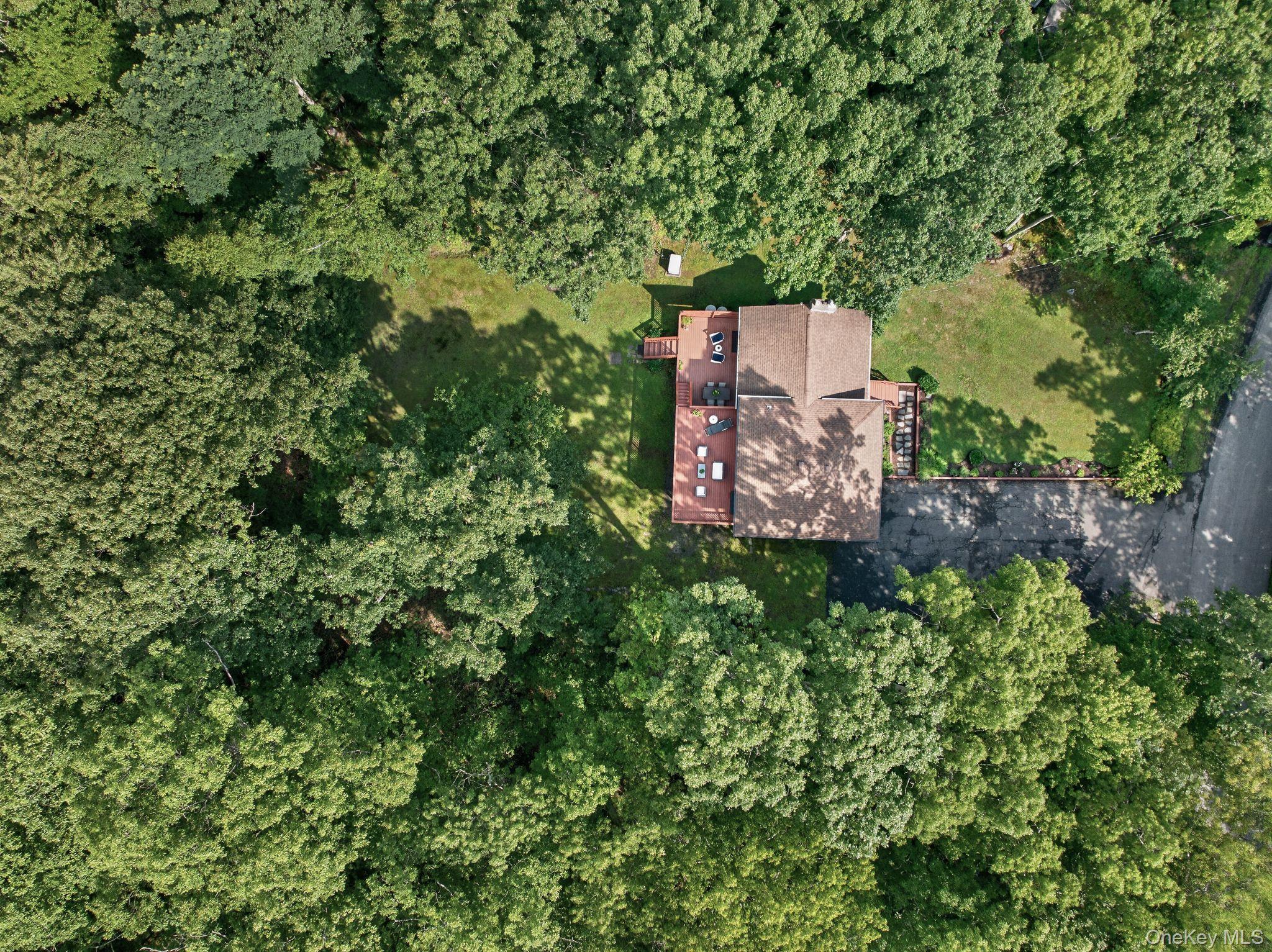 Single Family Mary Lou Lane  Ulster County, NY 12481, MLS-1012706-31