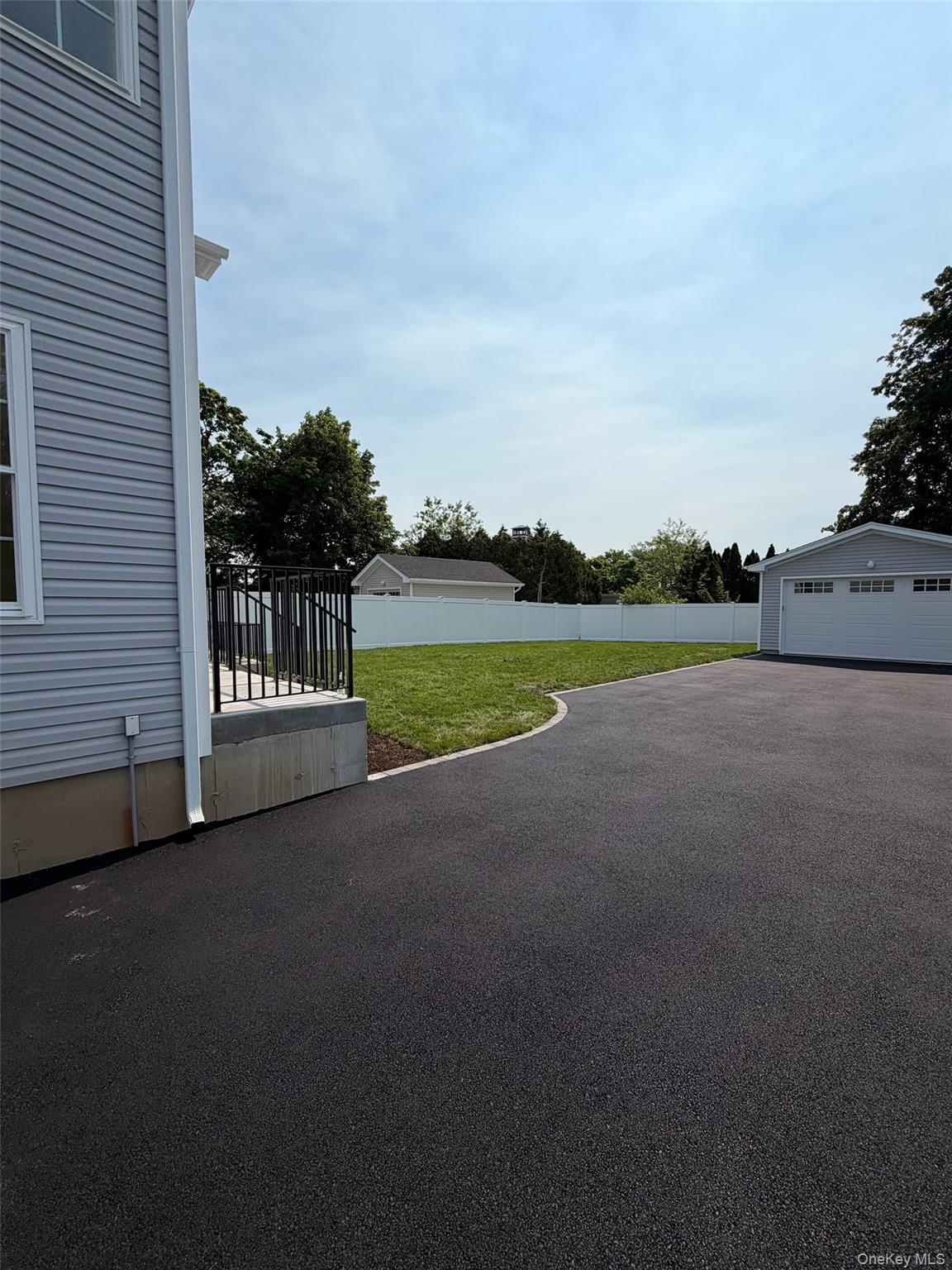 Single Family Spruce Avenue Nassau County, NY 11714, MLS-1012772-13