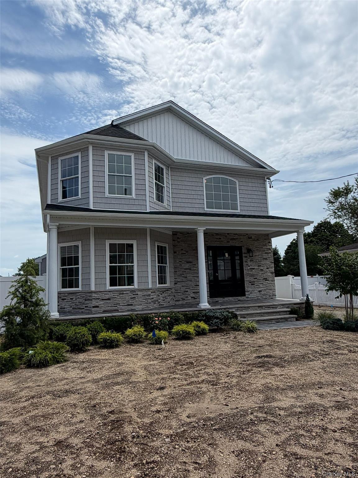 Single Family Spruce Avenue Nassau County, NY 11714, MLS-1012772-18