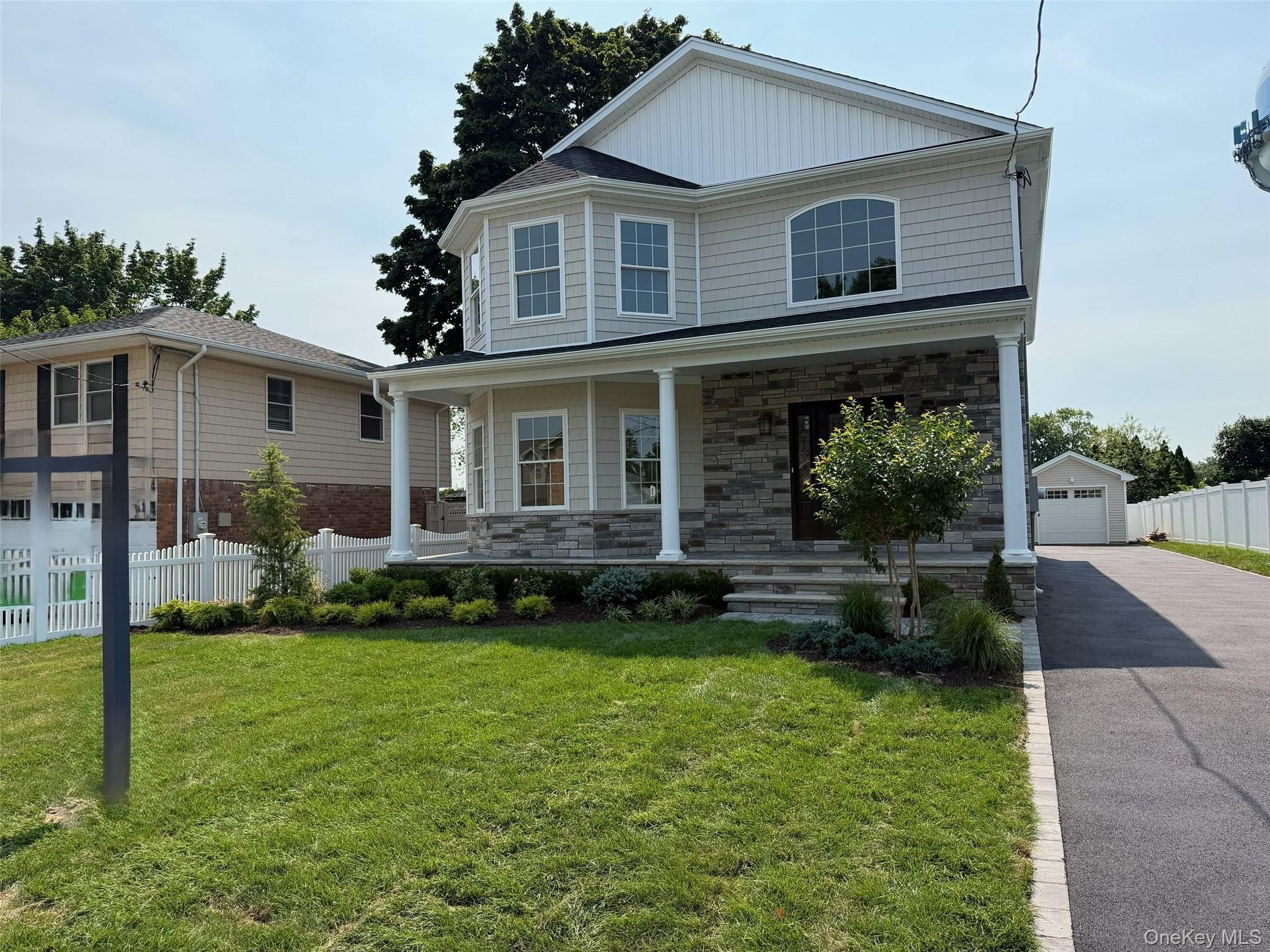 Single Family Spruce Avenue Nassau County, NY 11714, MLS-1012772-2