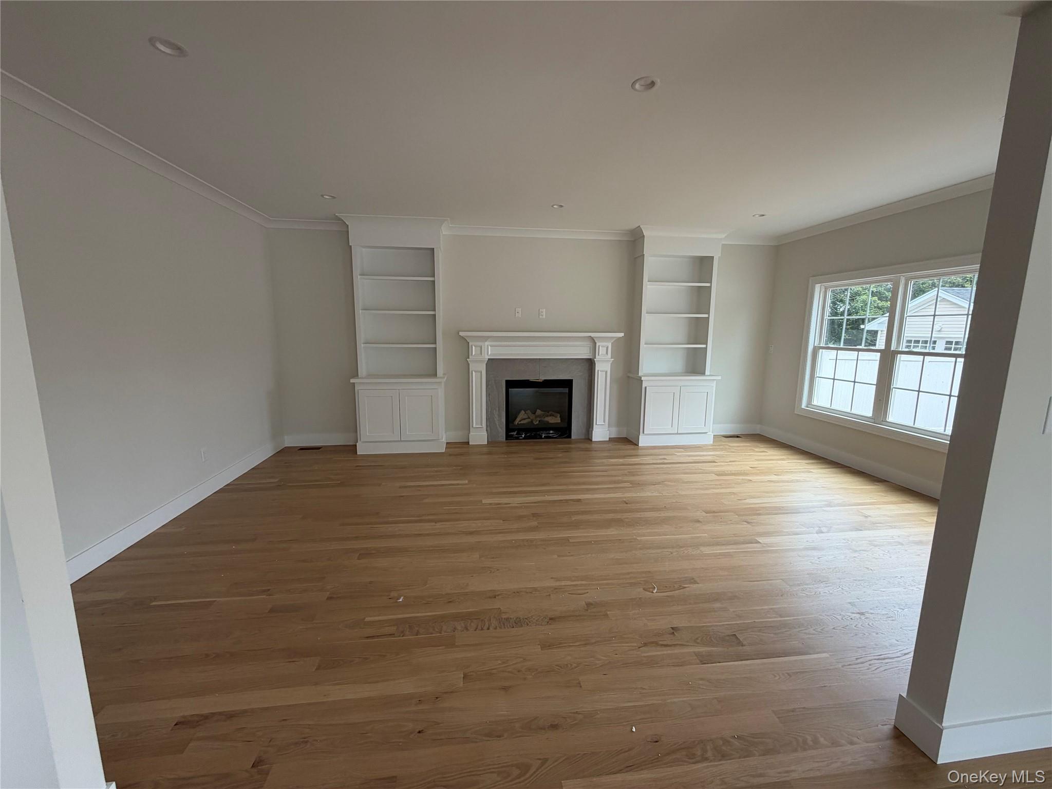 Single Family Spruce Avenue Nassau County, NY 11714, MLS-1012777-6