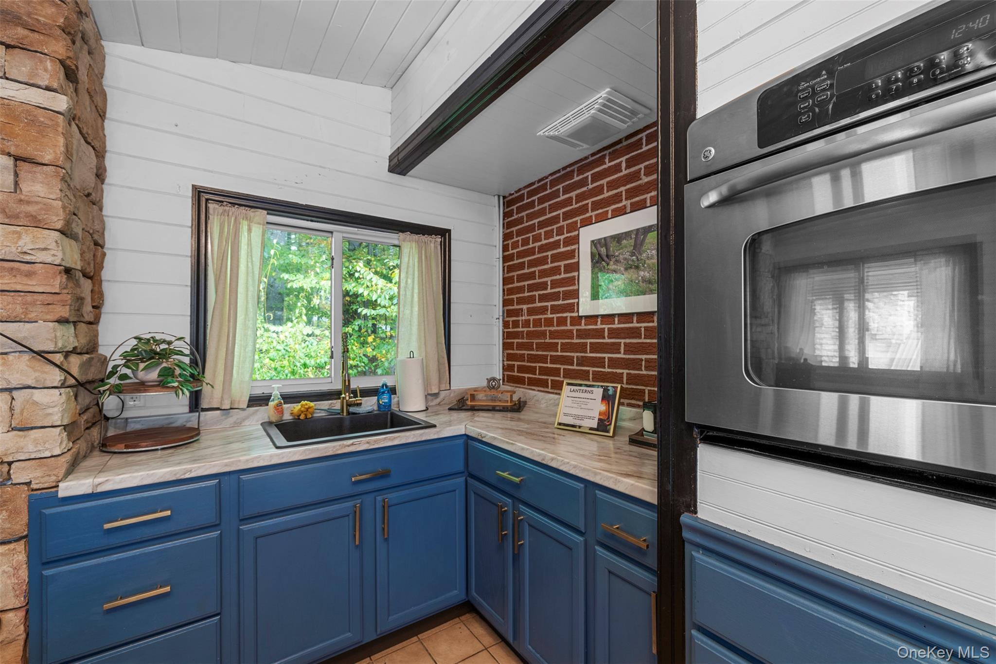 Single Family May Place  Sullivan County, NY 12737, MLS-1012823-29