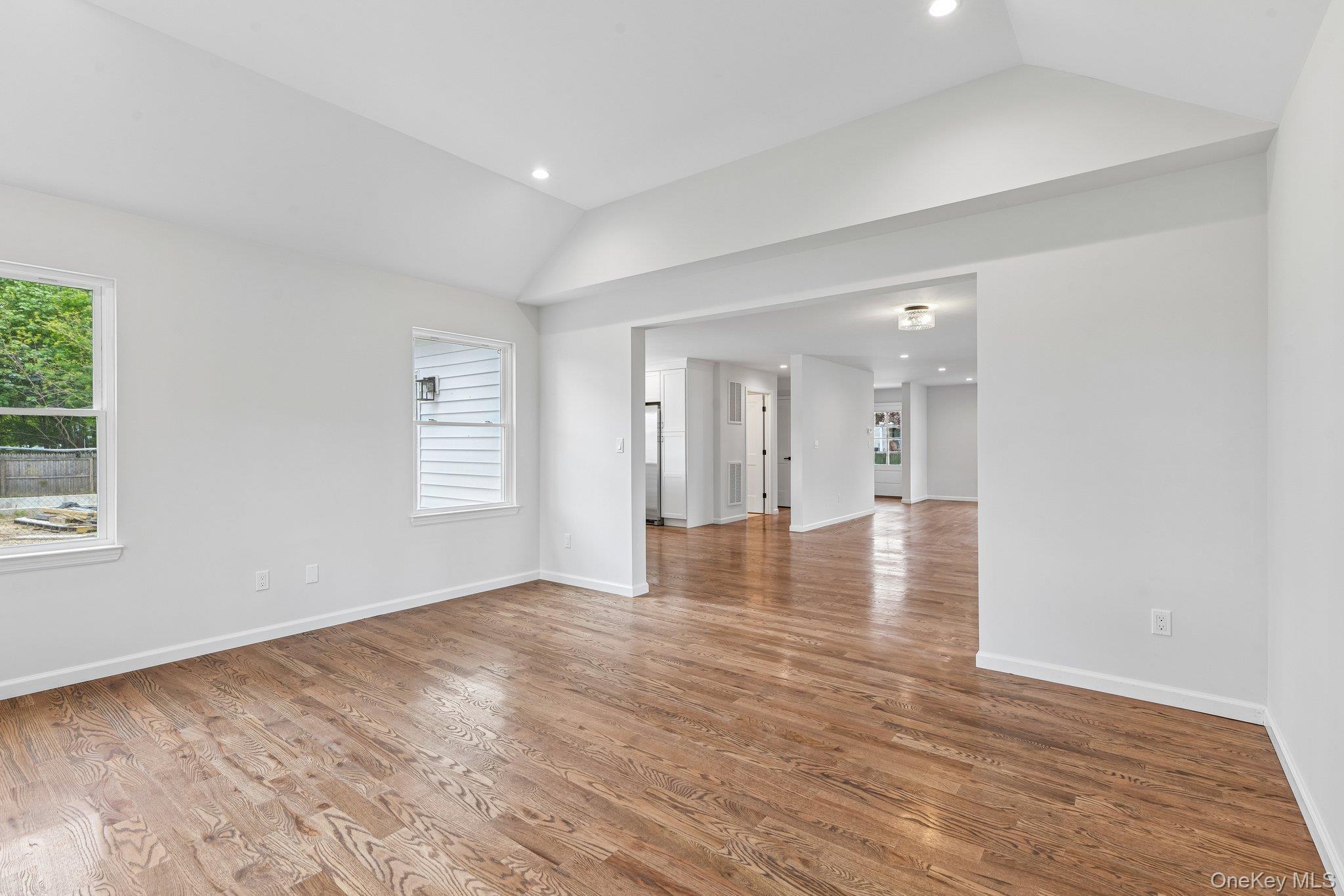 Single Family Scudder Avenue  Suffolk County, NY 11726, MLS-1012878-10