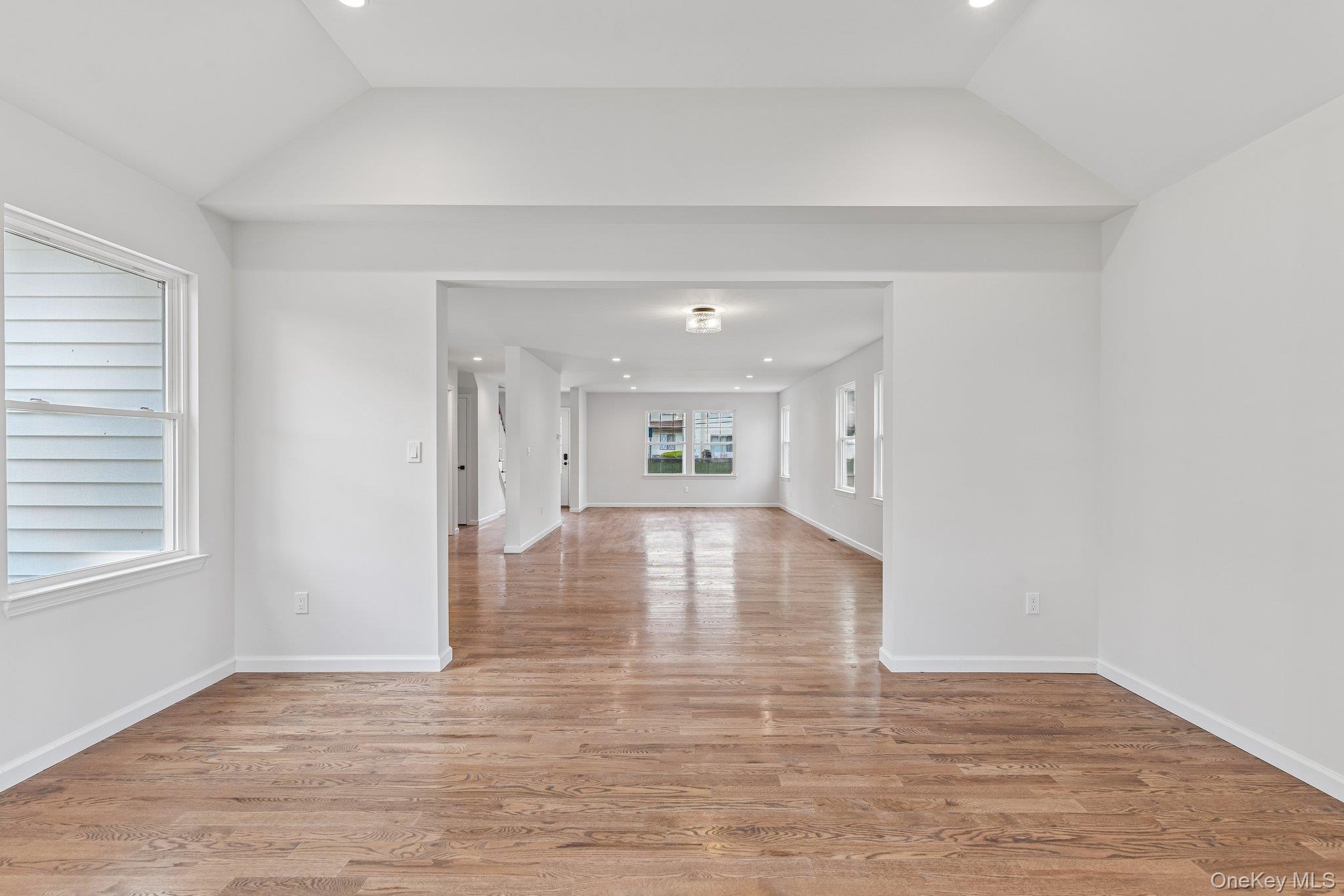 Single Family Scudder Avenue  Suffolk County, NY 11726, MLS-1012878-11