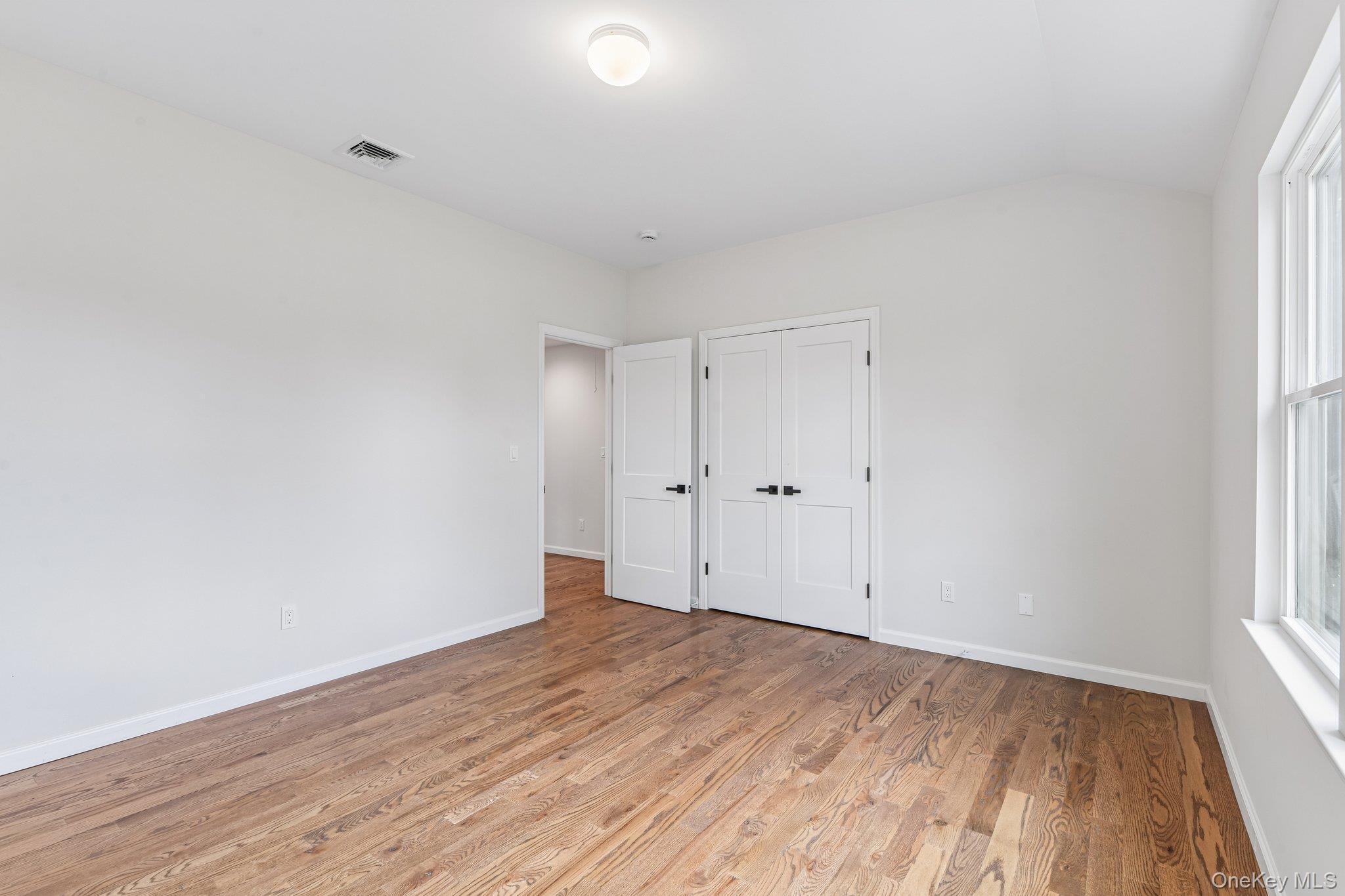 Single Family Scudder Avenue  Suffolk County, NY 11726, MLS-1012878-20