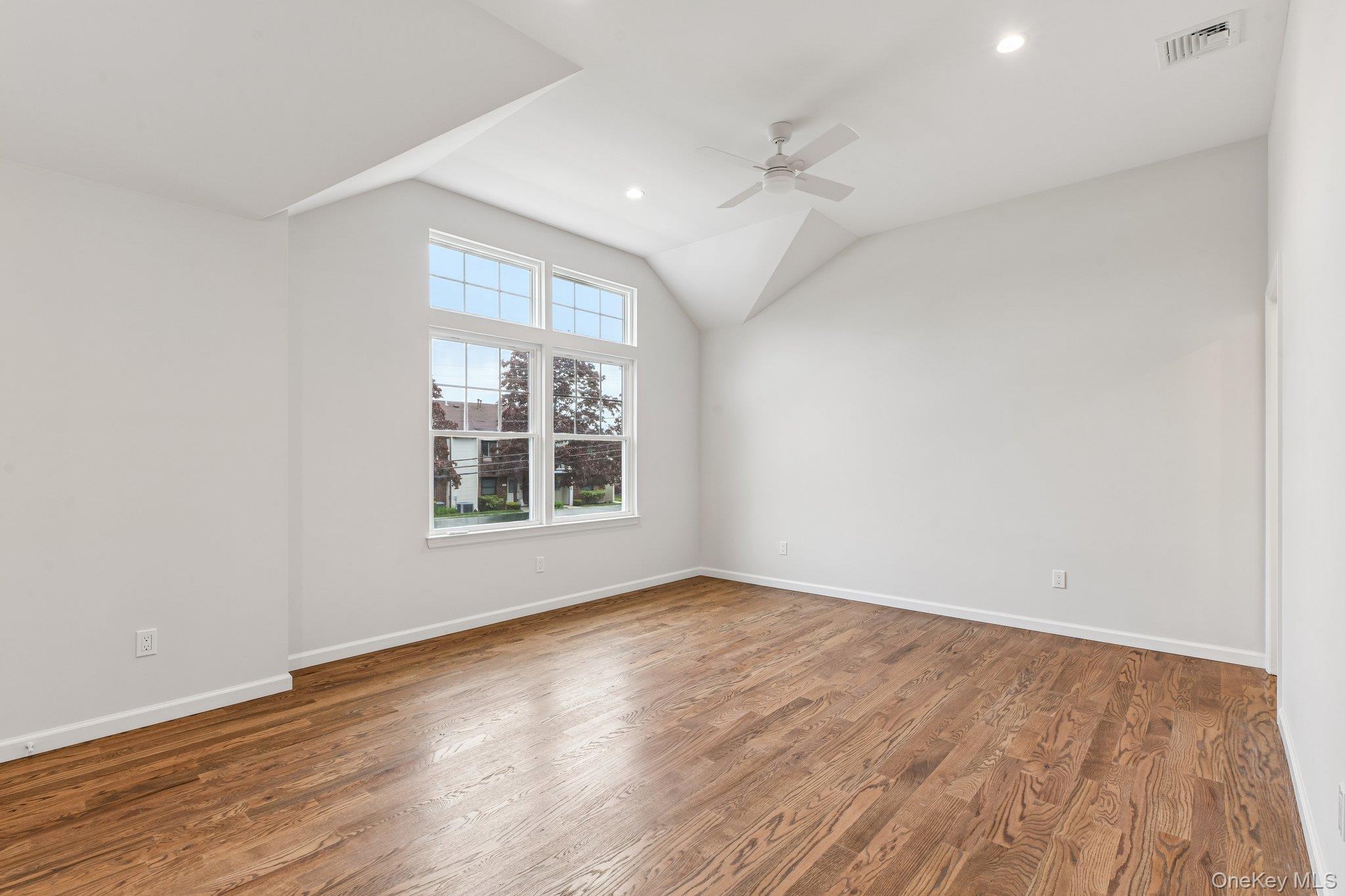 Single Family Scudder Avenue  Suffolk County, NY 11726, MLS-1012878-23