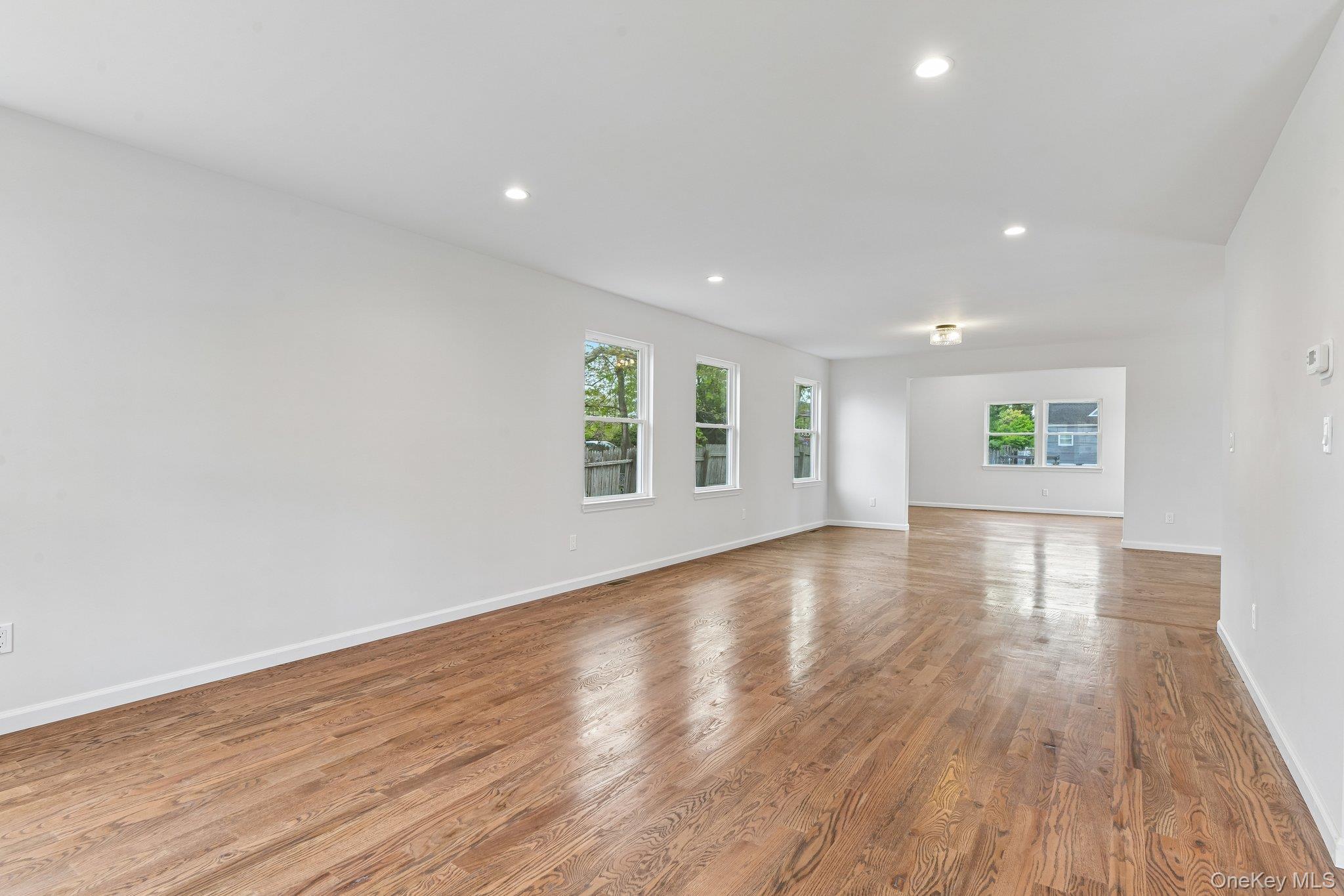 Single Family Scudder Avenue  Suffolk County, NY 11726, MLS-1012878-7