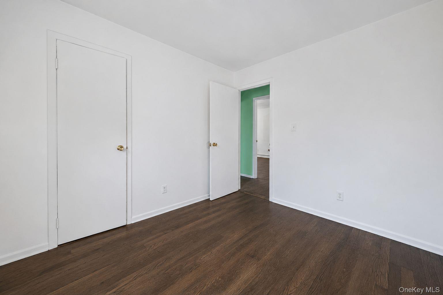 Single Family E Alhambra Avenue Suffolk County, NY 11757, MLS-1012884-10