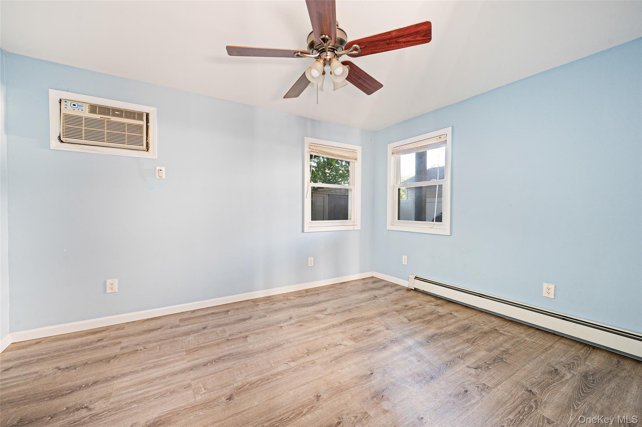 Single Family E Alhambra Avenue Suffolk County, NY 11757, MLS-1012884-12
