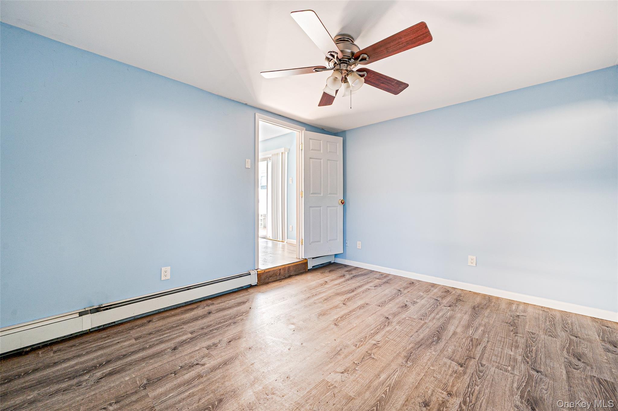 Single Family E Alhambra Avenue Suffolk County, NY 11757, MLS-1012884-13