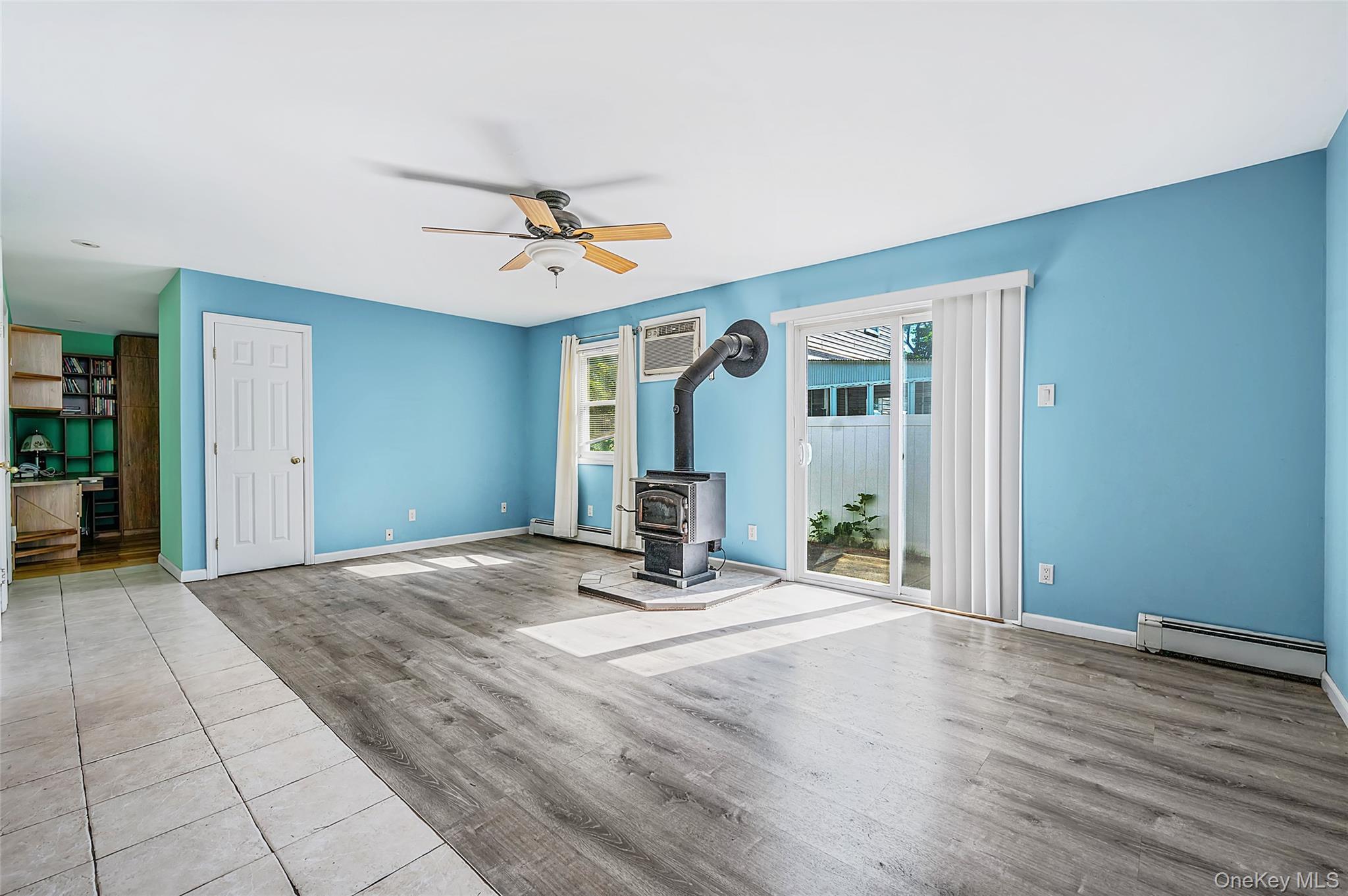 Single Family E Alhambra Avenue Suffolk County, NY 11757, MLS-1012884-14
