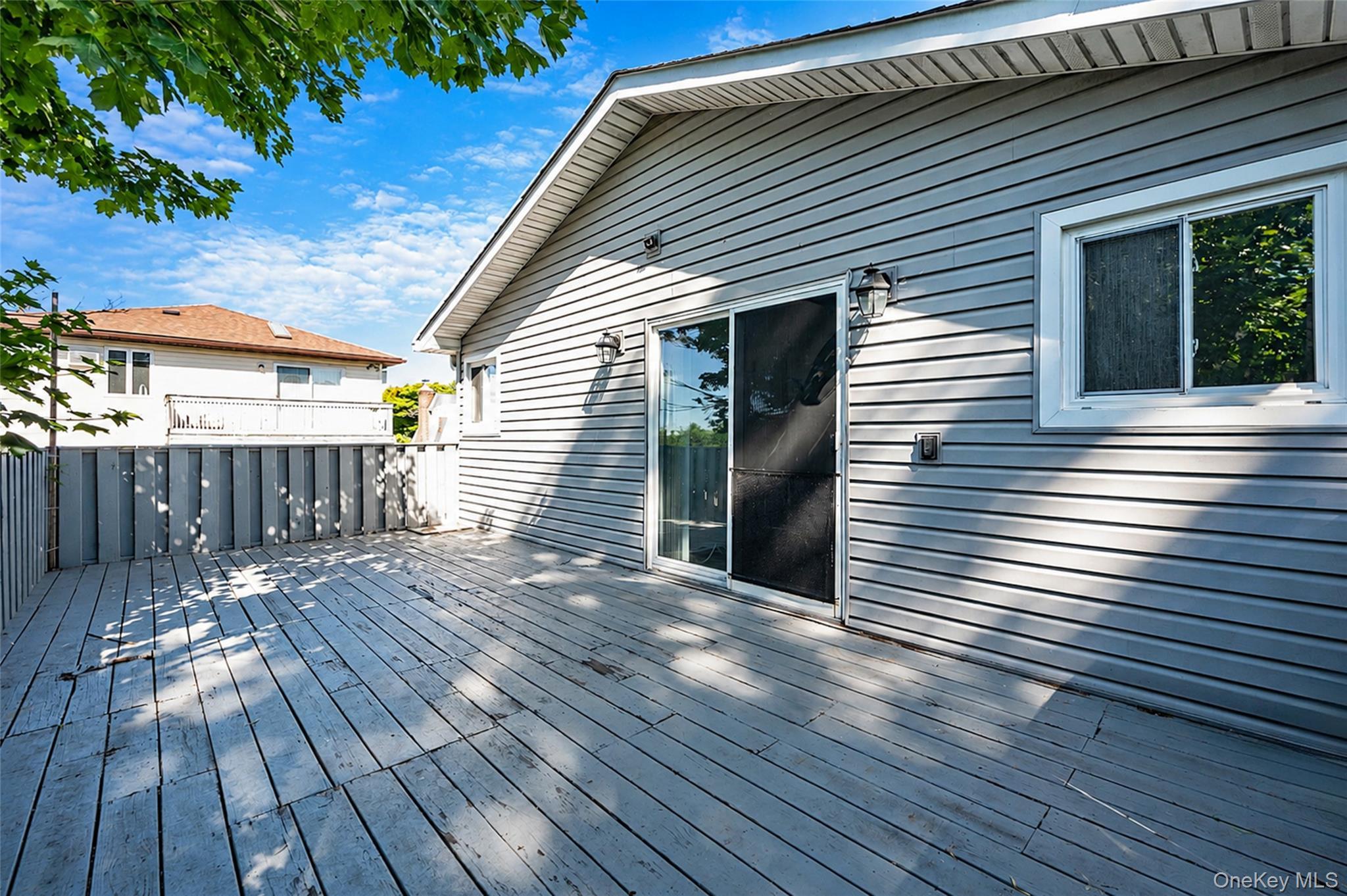 Single Family E Alhambra Avenue Suffolk County, NY 11757, MLS-1012884-19
