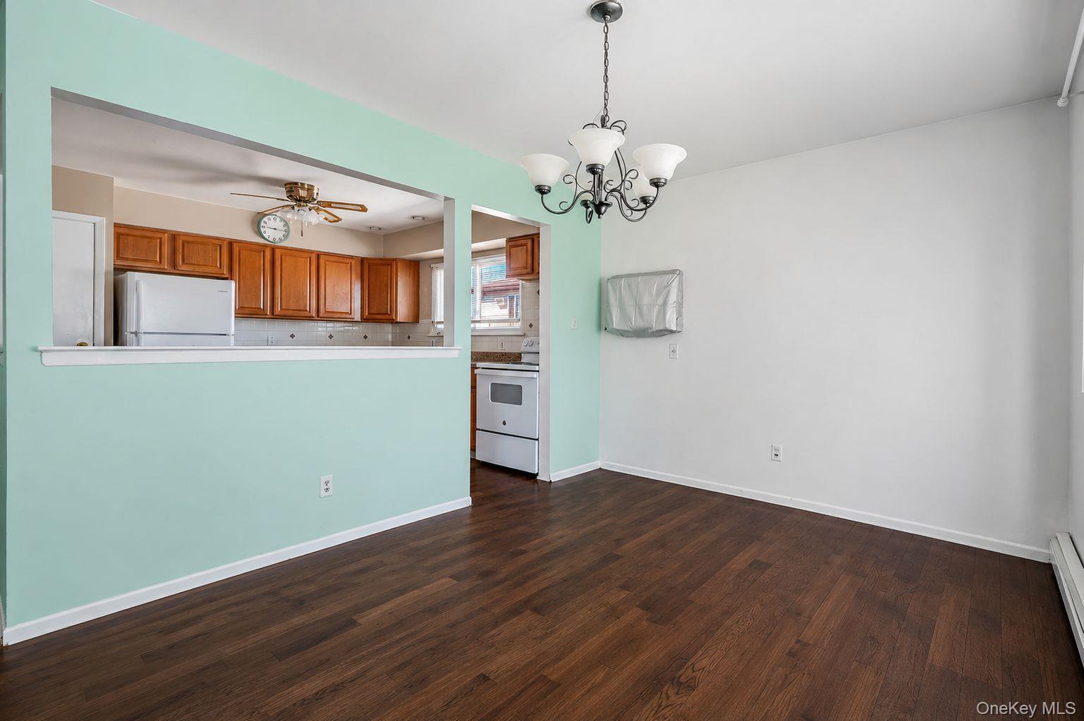 Single Family E Alhambra Avenue Suffolk County, NY 11757, MLS-1012884-4