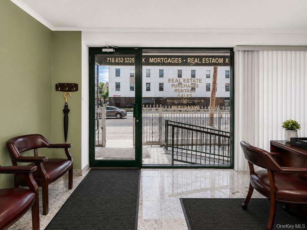 Single Family White Plains Road  Bronx, NY 10470, MLS-1012921-2
