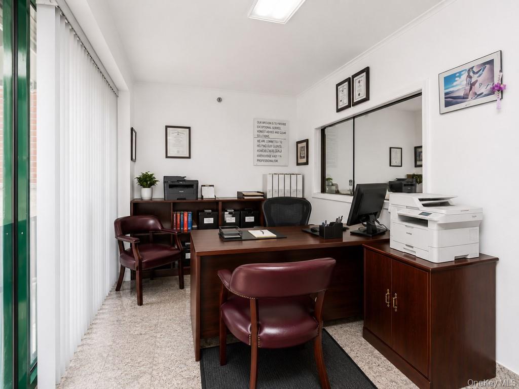 Single Family White Plains Road  Bronx, NY 10470, MLS-1012921-3