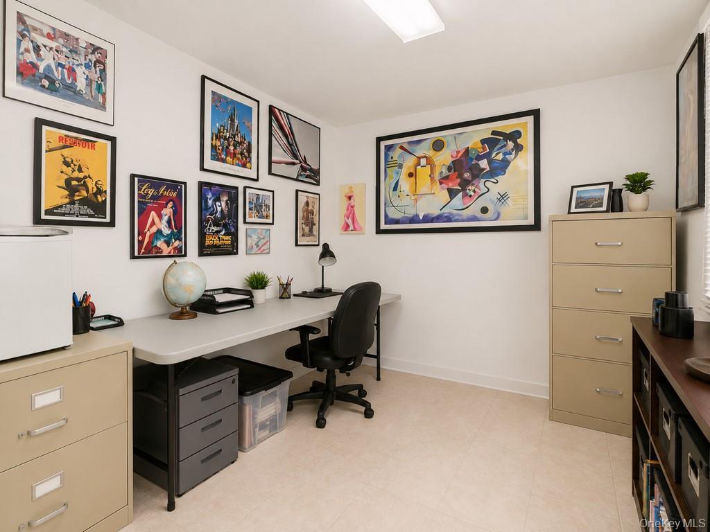 Single Family White Plains Road  Bronx, NY 10470, MLS-1012921-5