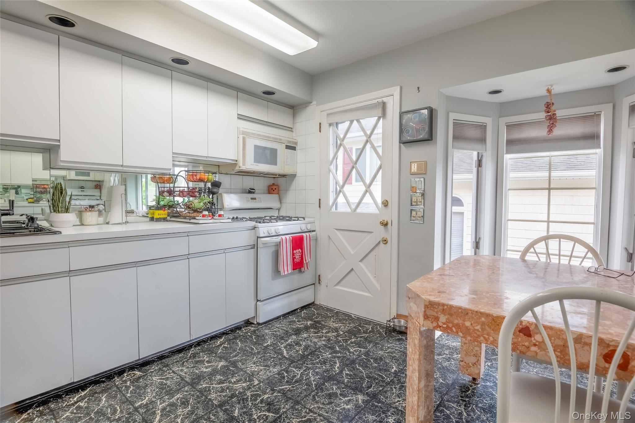 Single Family Redfield Street Queens, NY 11362, MLS-1012928-17