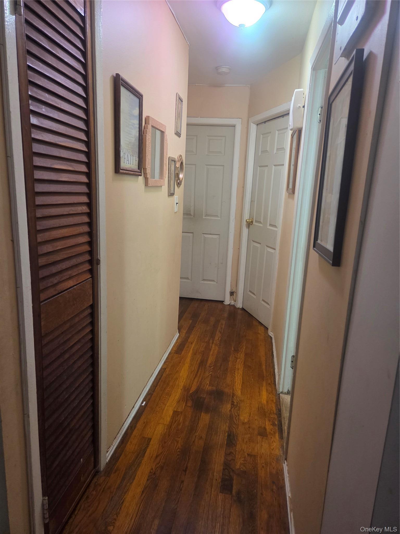 Single Family 223rd Street Queens, NY 11413, MLS-1012939-16