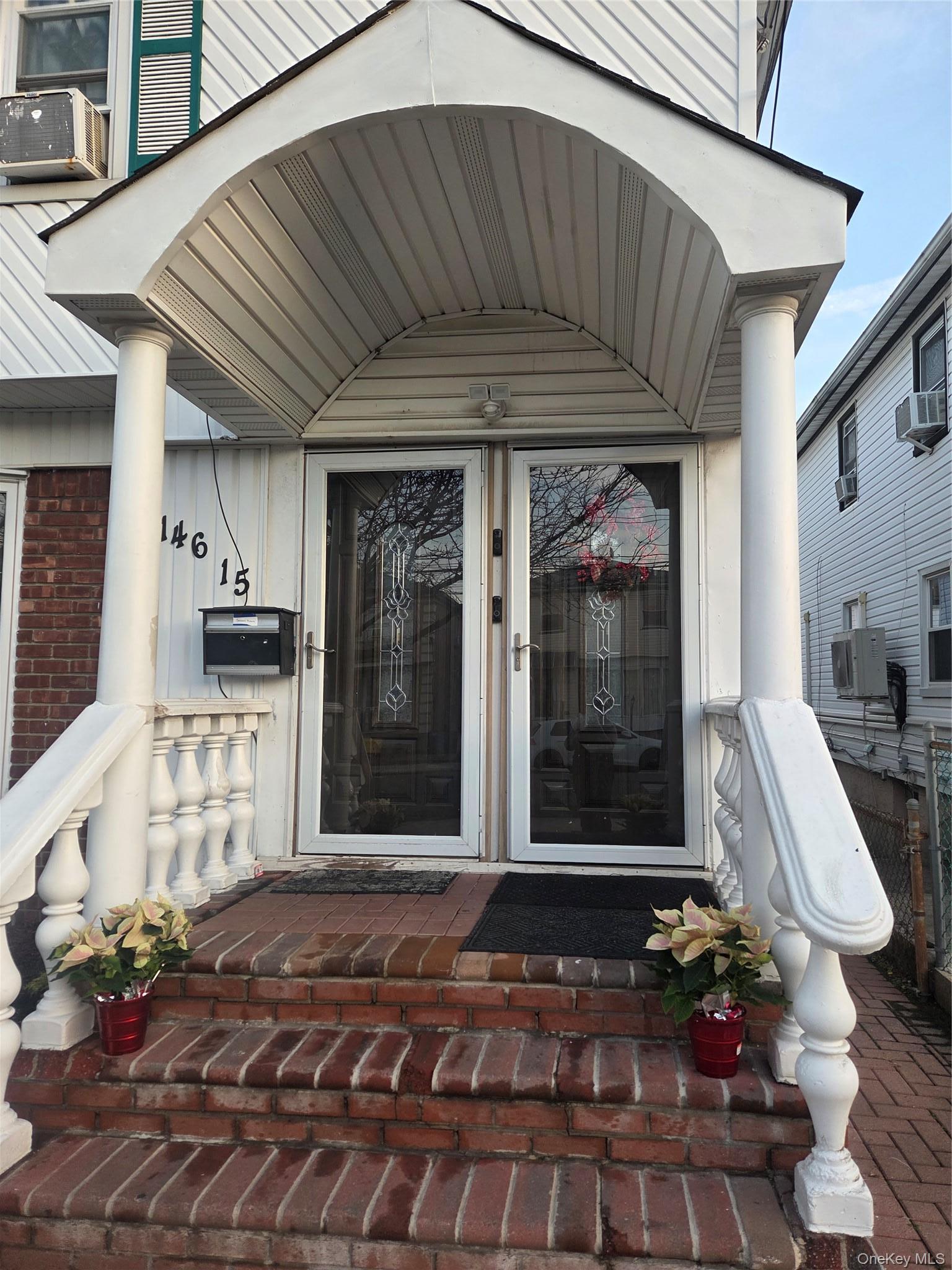 Single Family 223rd Street Queens, NY 11413, MLS-1012939-3