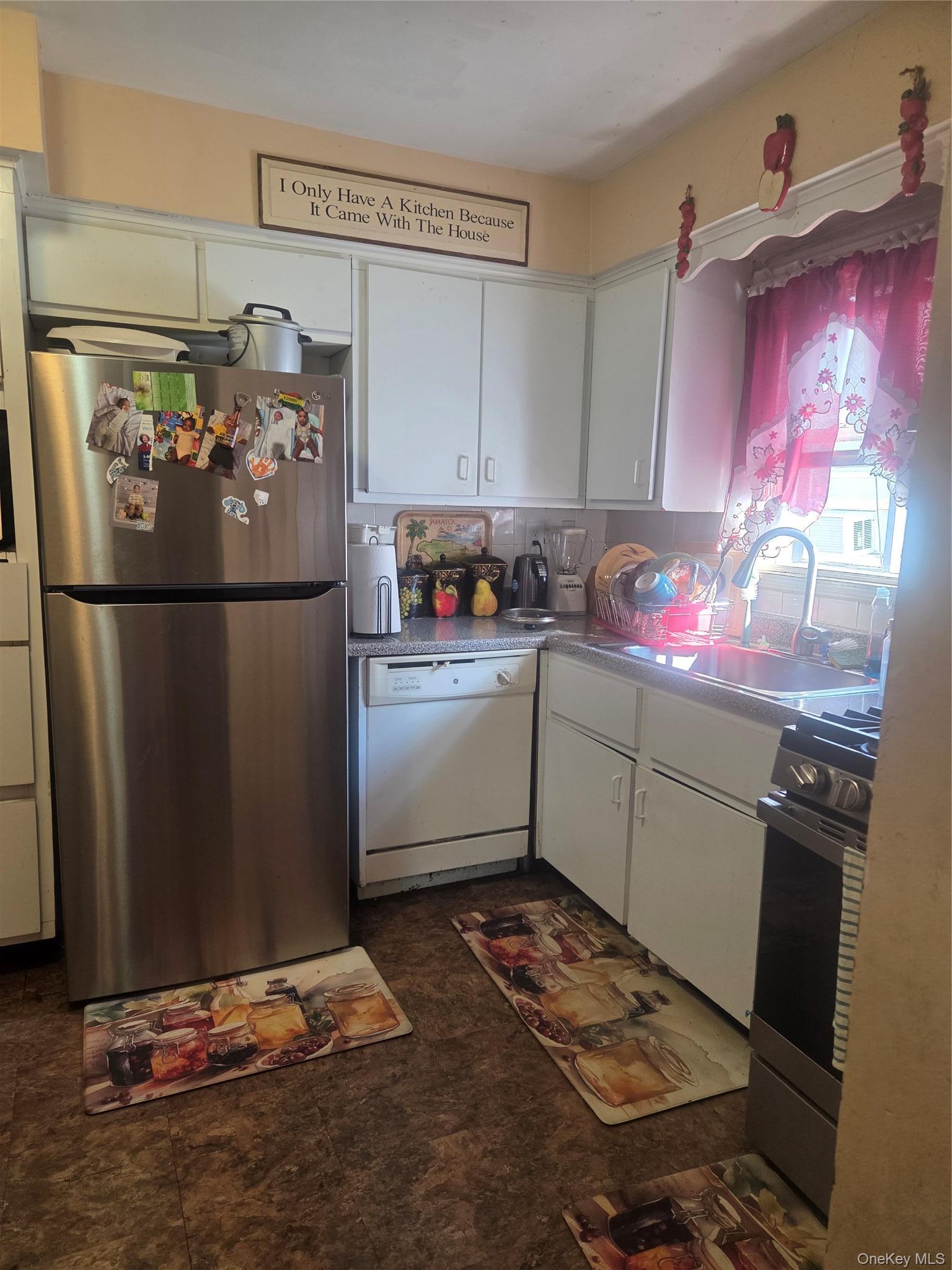 Single Family 223rd Street Queens, NY 11413, MLS-1012939-7