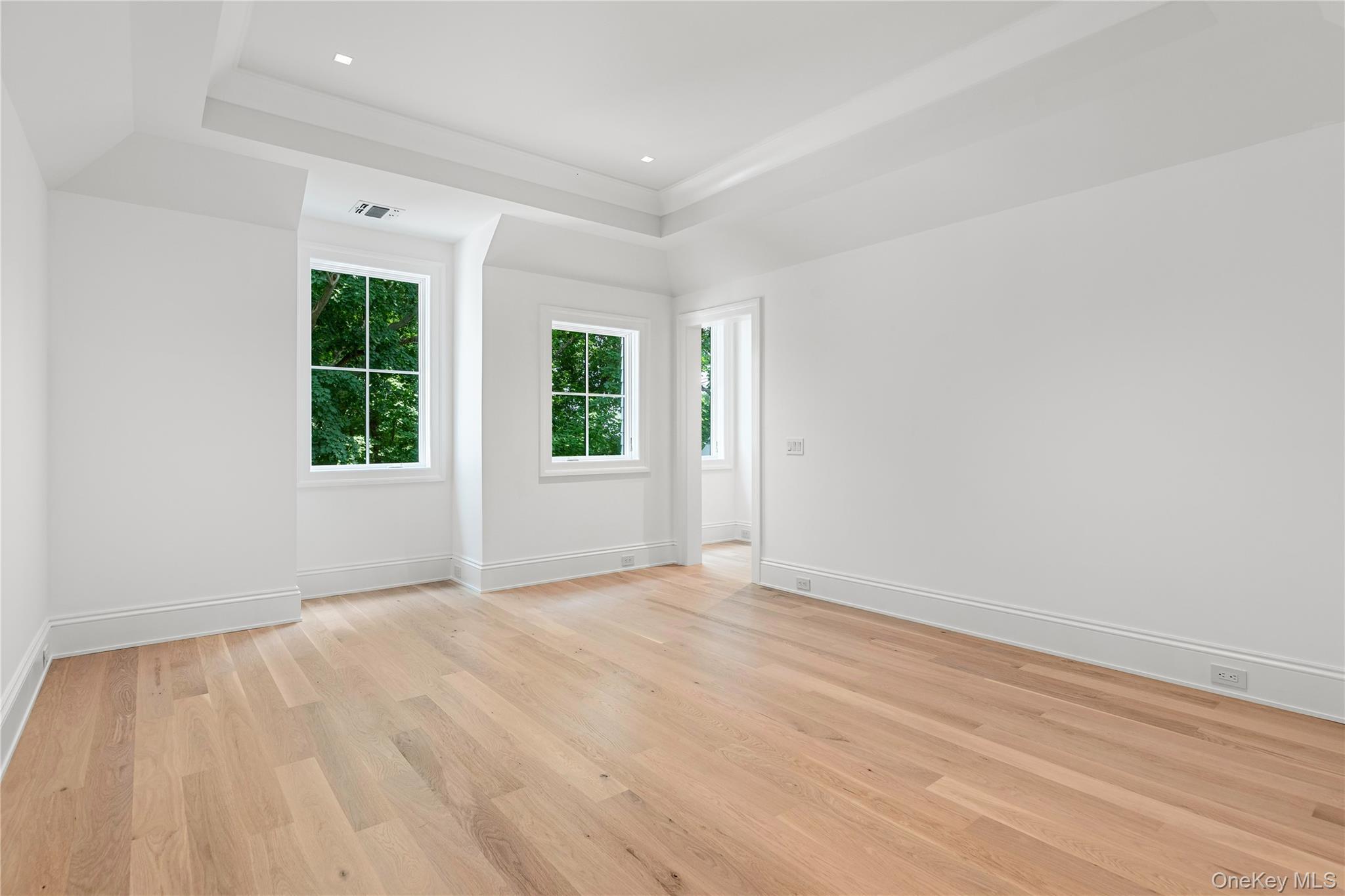 Single Family Dogwood Avenue  Nassau County, NY 11576, MLS-1012961-33
