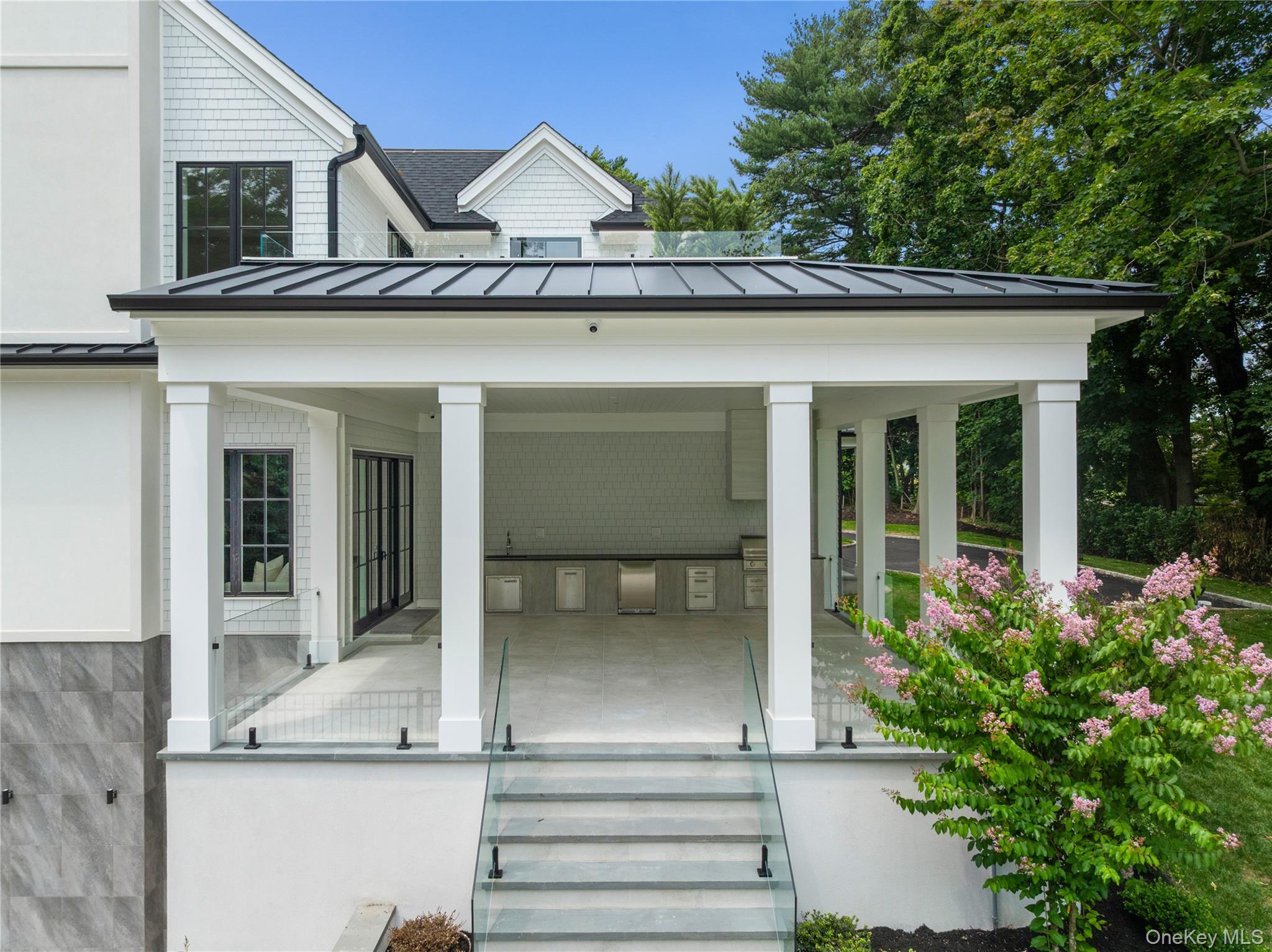 Single Family Dogwood Avenue  Nassau County, NY 11576, MLS-1012961-42