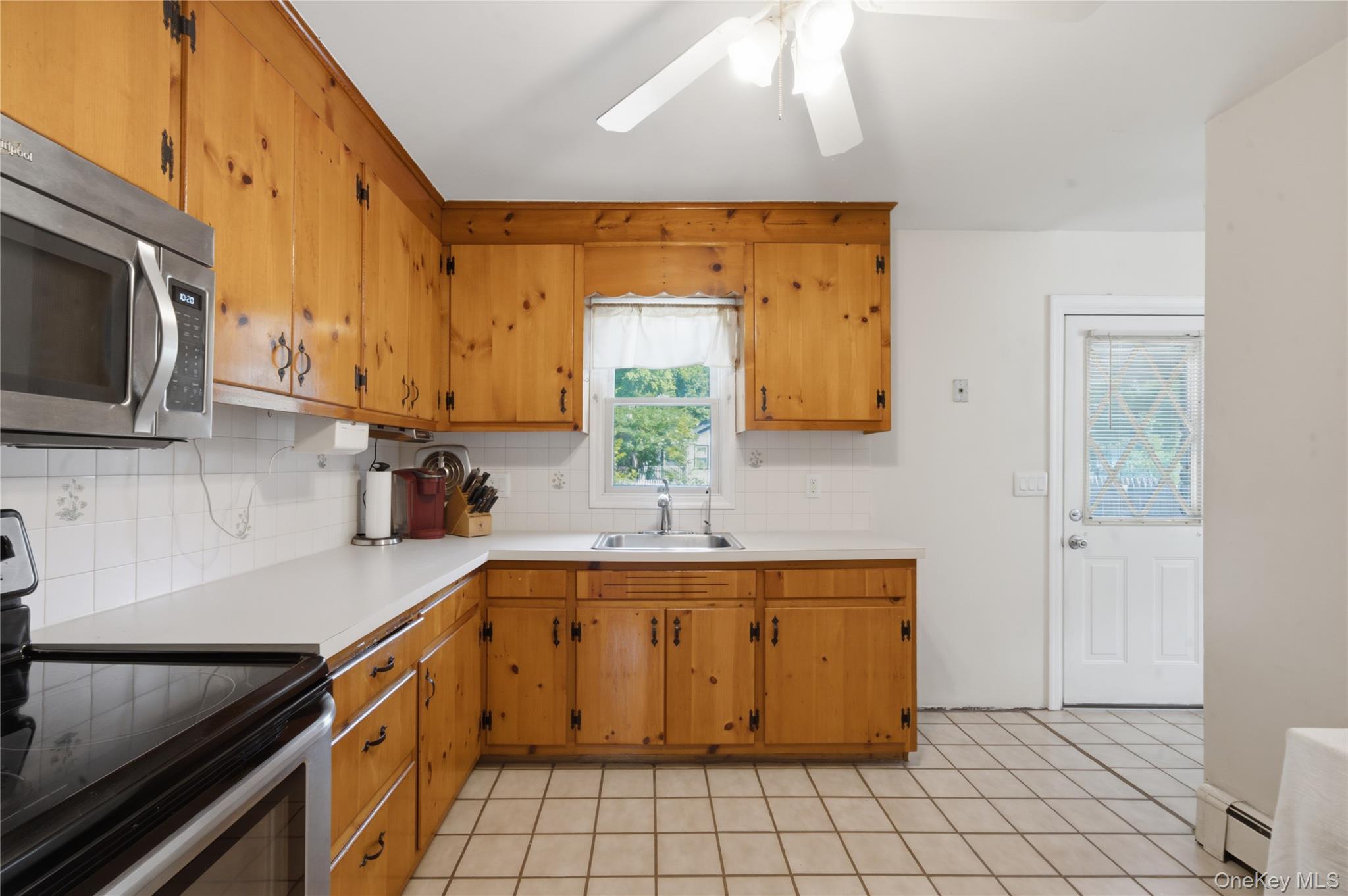 Single Family Highland Avenue Suffolk County, NY 11772, MLS-1012978-13