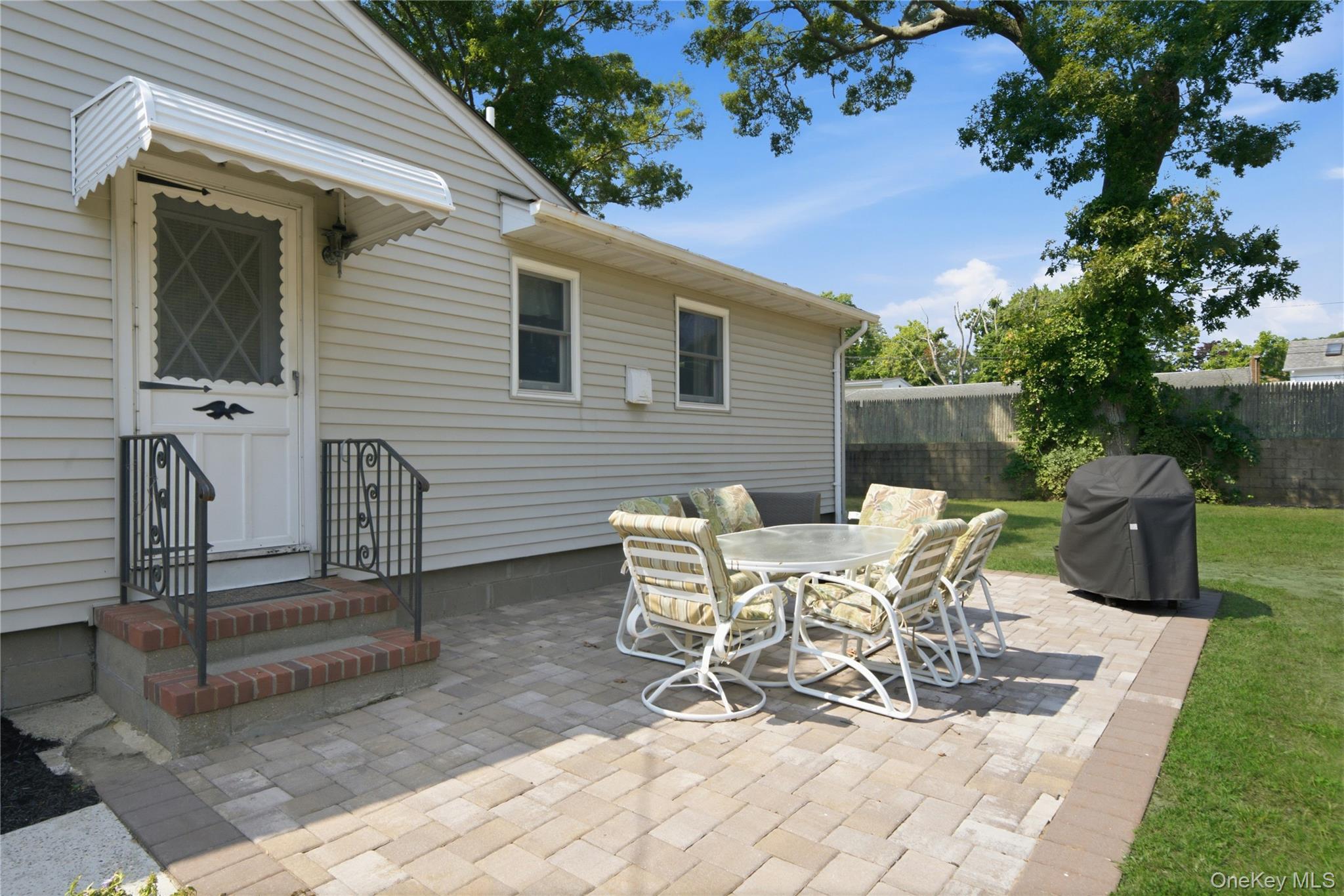 Single Family Highland Avenue Suffolk County, NY 11772, MLS-1012978-28