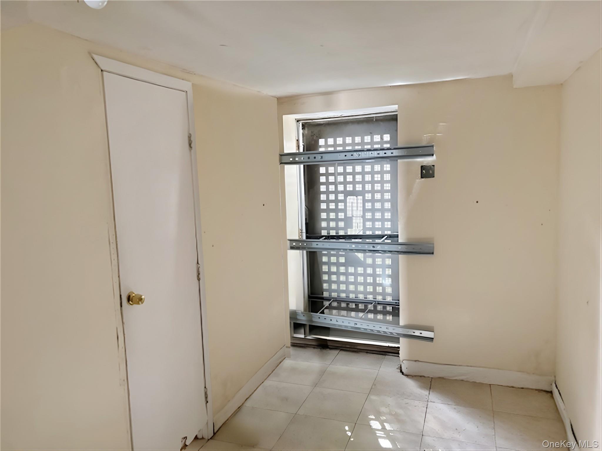 Single Family 220th Street Queens, NY 11413, MLS-1012985-10
