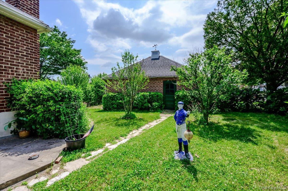 Single Family Lafayette Bronx, NY 10465, MLS-1012986-20
