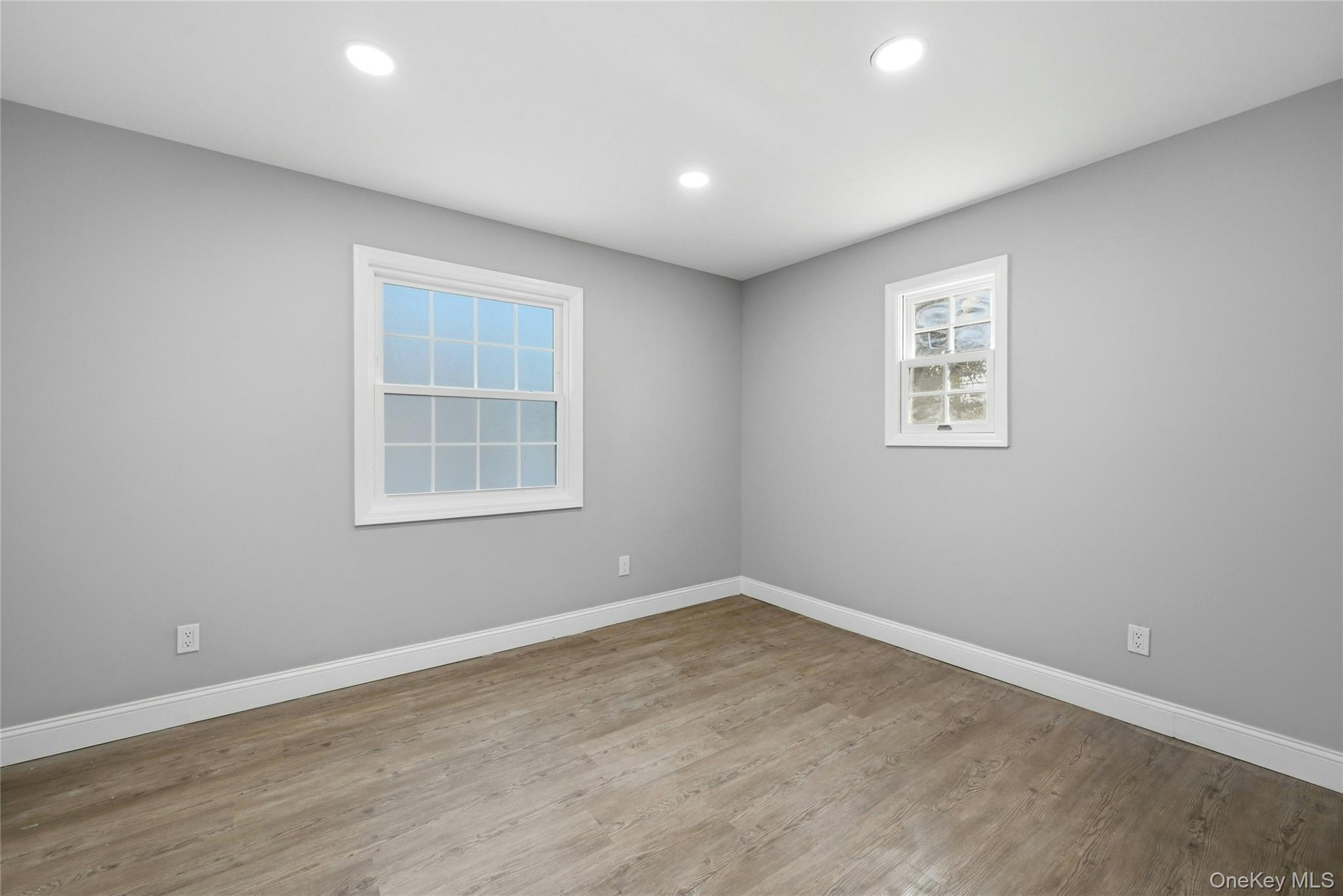 Single Family Curlin Lane Suffolk County, NY 11780, MLS-1013005-11