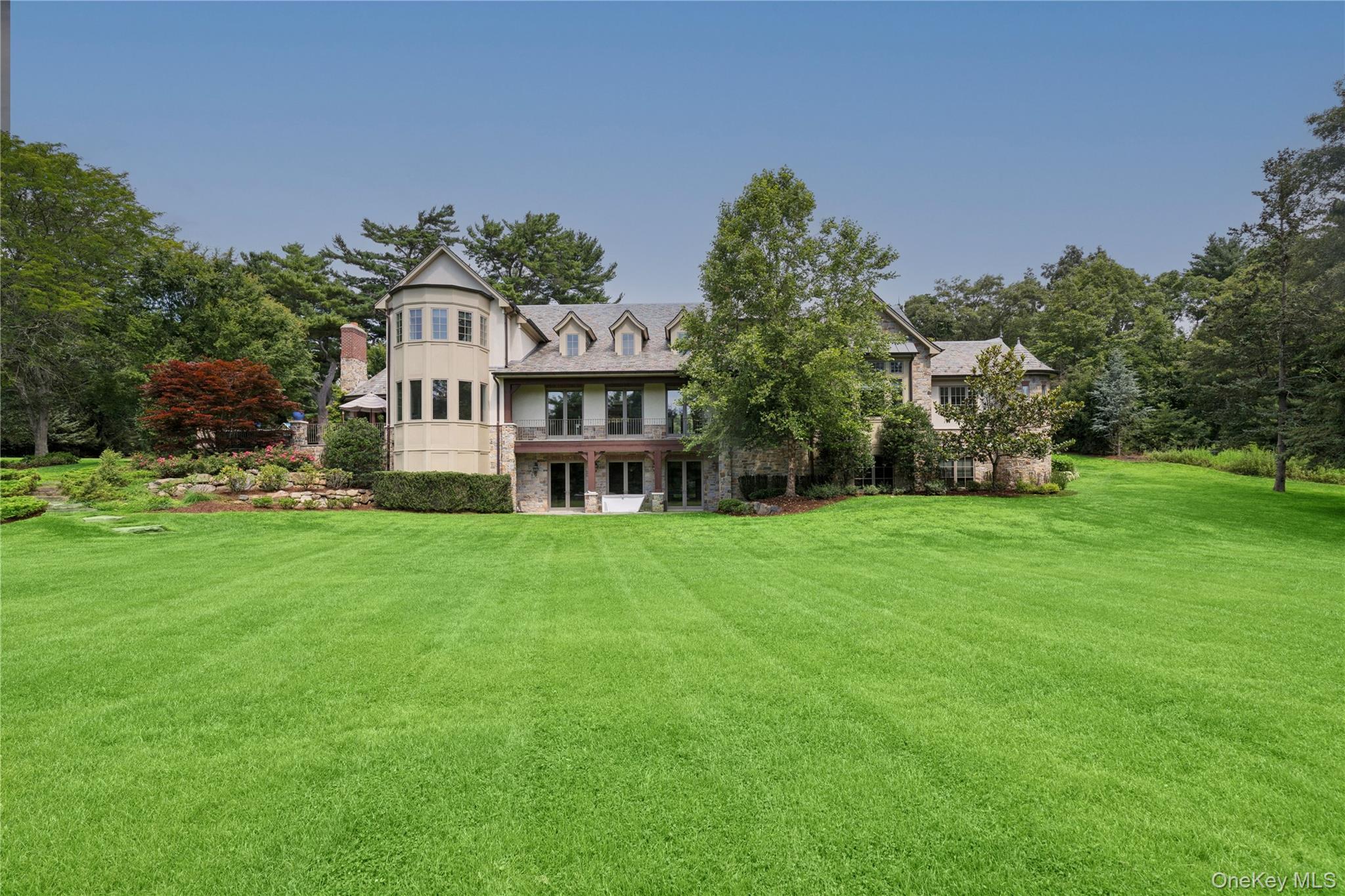 Single Family Cedar Swamp Road Nassau County, NY 11753, MLS-1013010-46